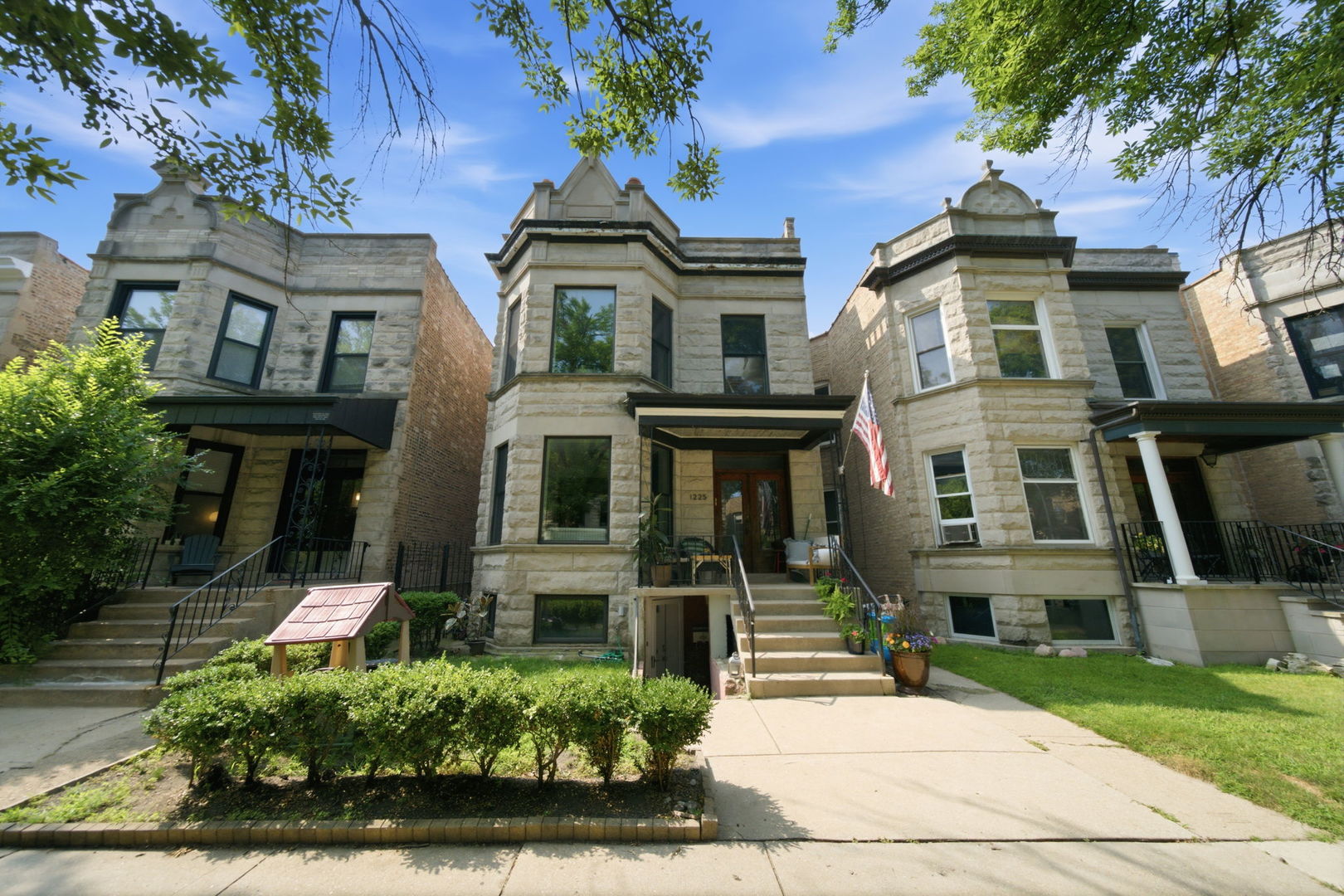 1225 W Newport Street Unit: G