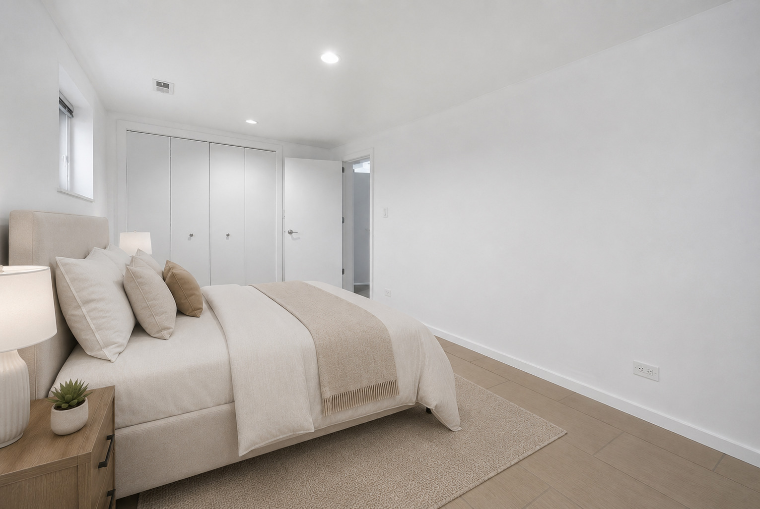 1225 W Newport Street Unit: G