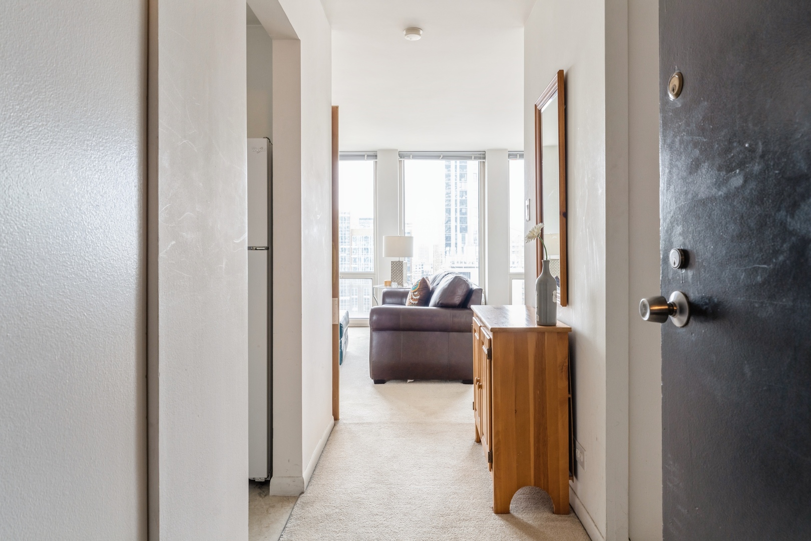 111 E CHESTNUT Street Unit: 27E