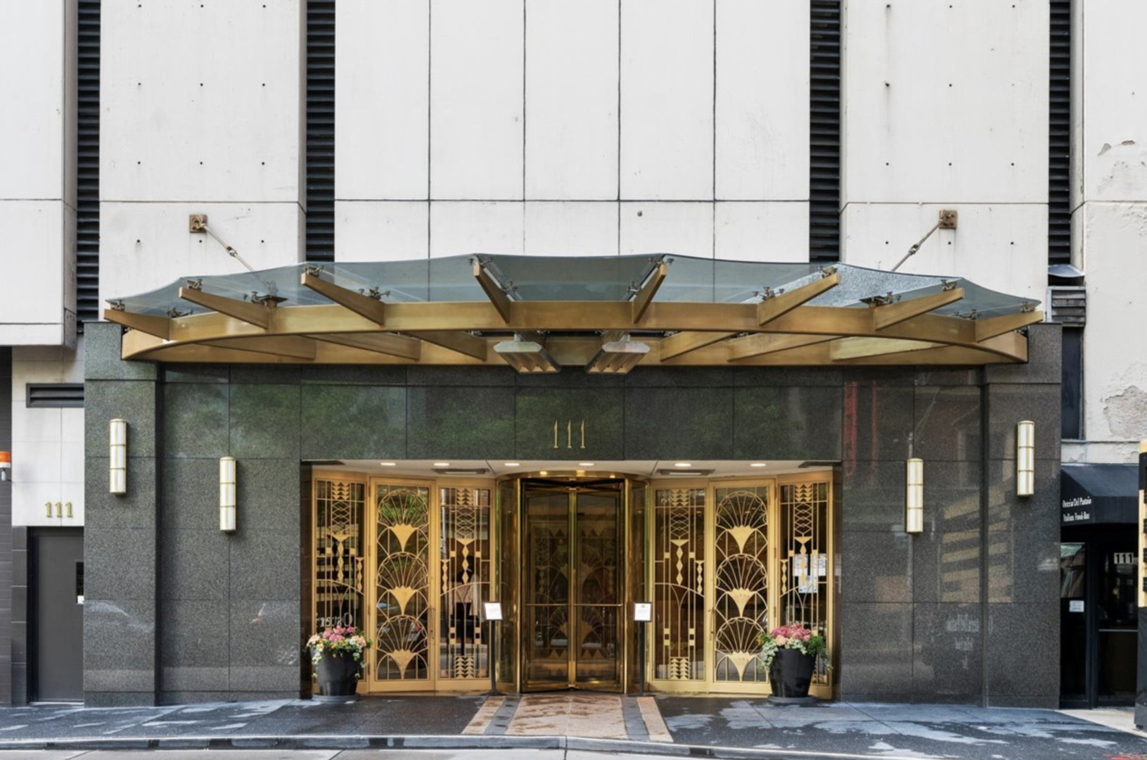 111 E CHESTNUT Street Unit: 27E