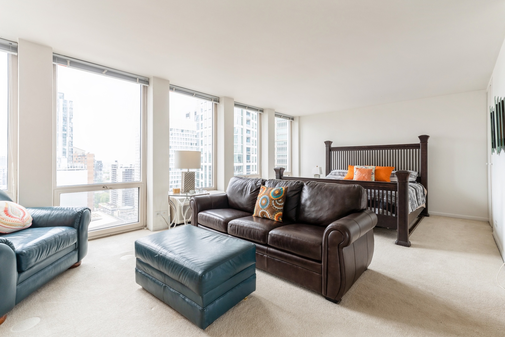 111 E CHESTNUT Street Unit: 27E