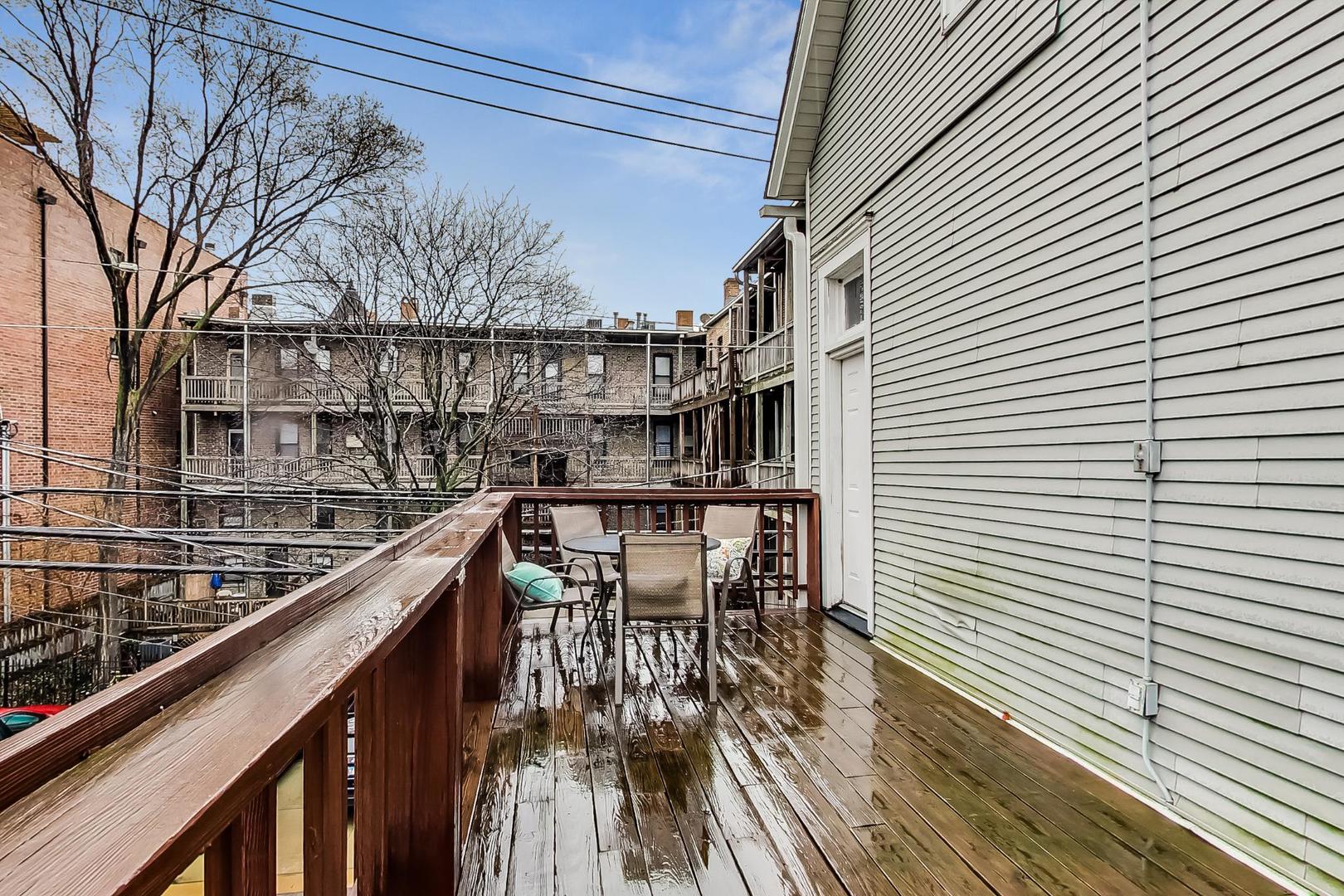 1214 W Wrightwood Avenue Unit: 2