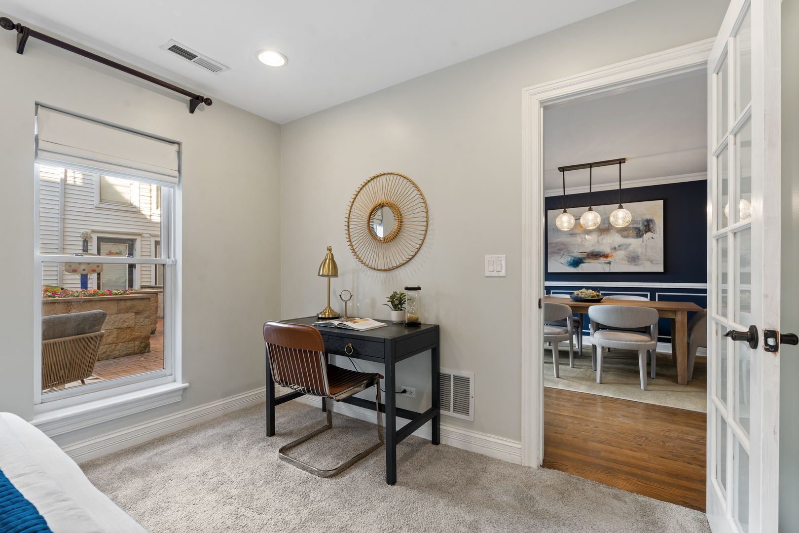 2843 N Lincoln Avenue Unit: 103