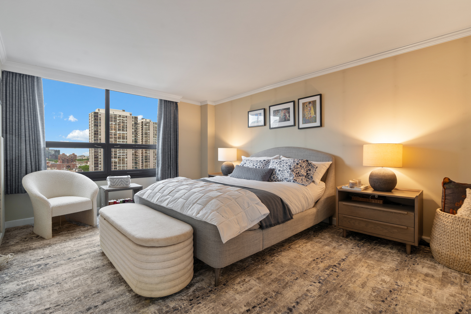 1410 N State Street Unit: 15A