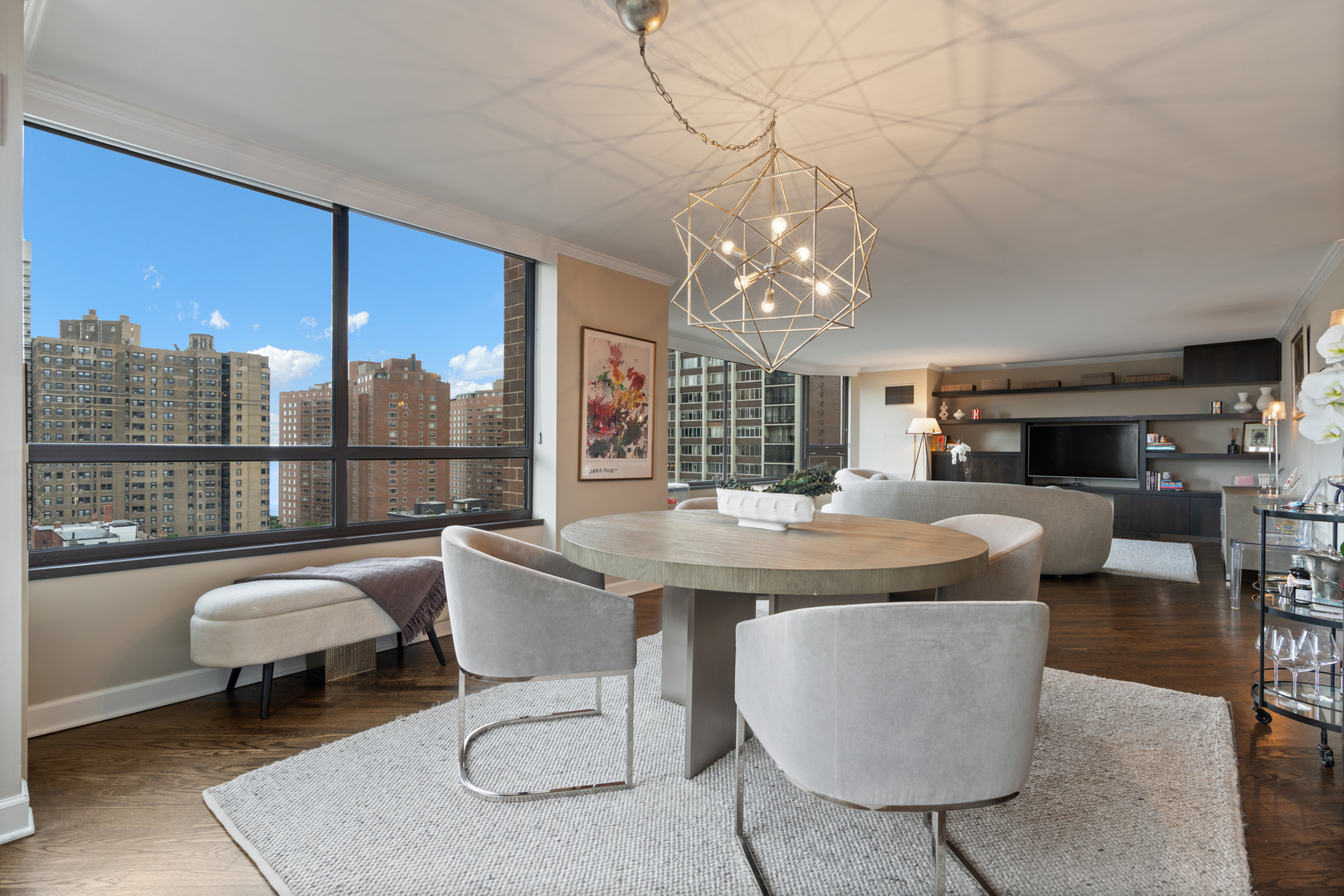 1410 N State Street Unit: 15A