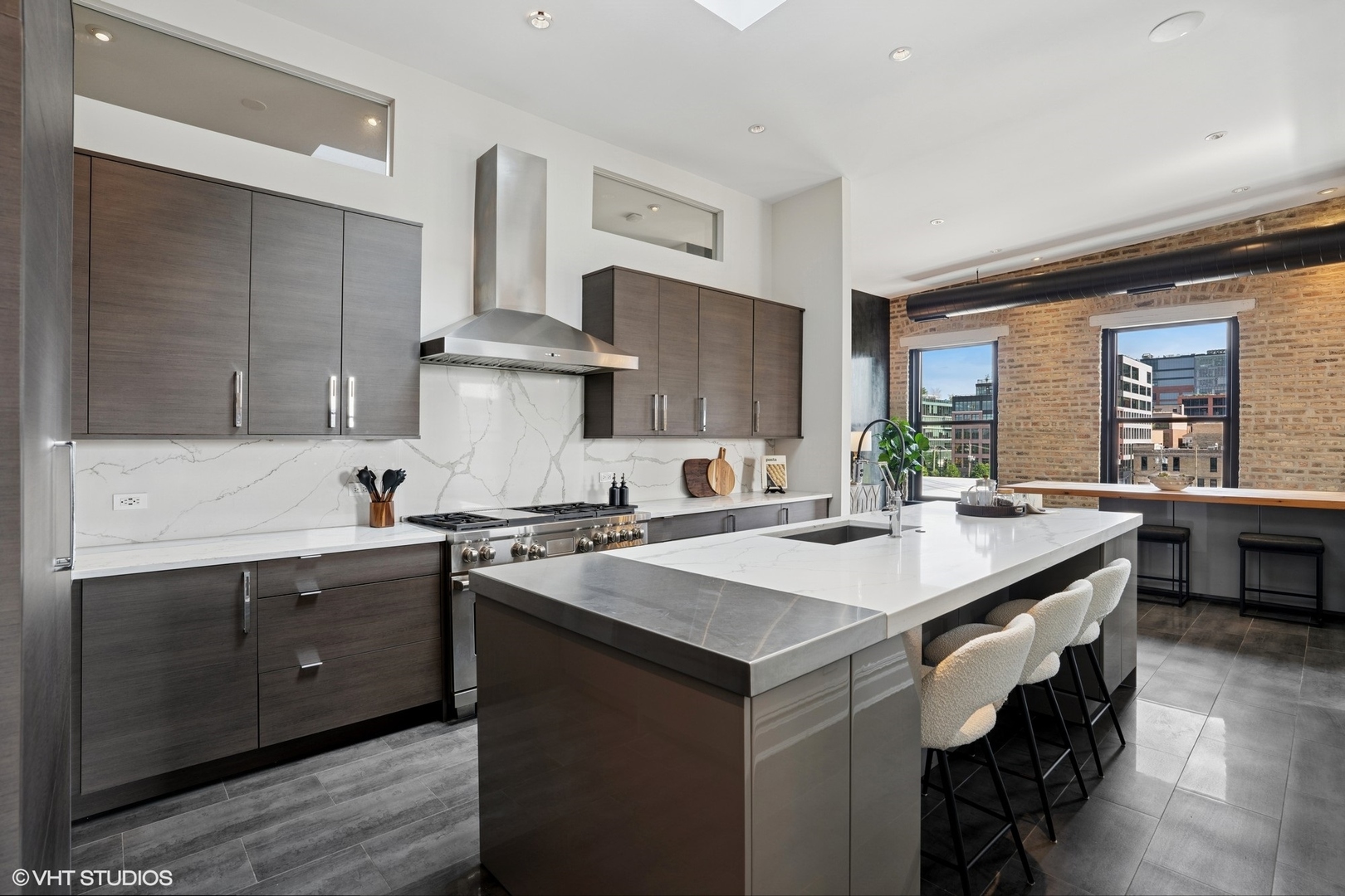 401 N Aberdeen Street Unit: 4S
