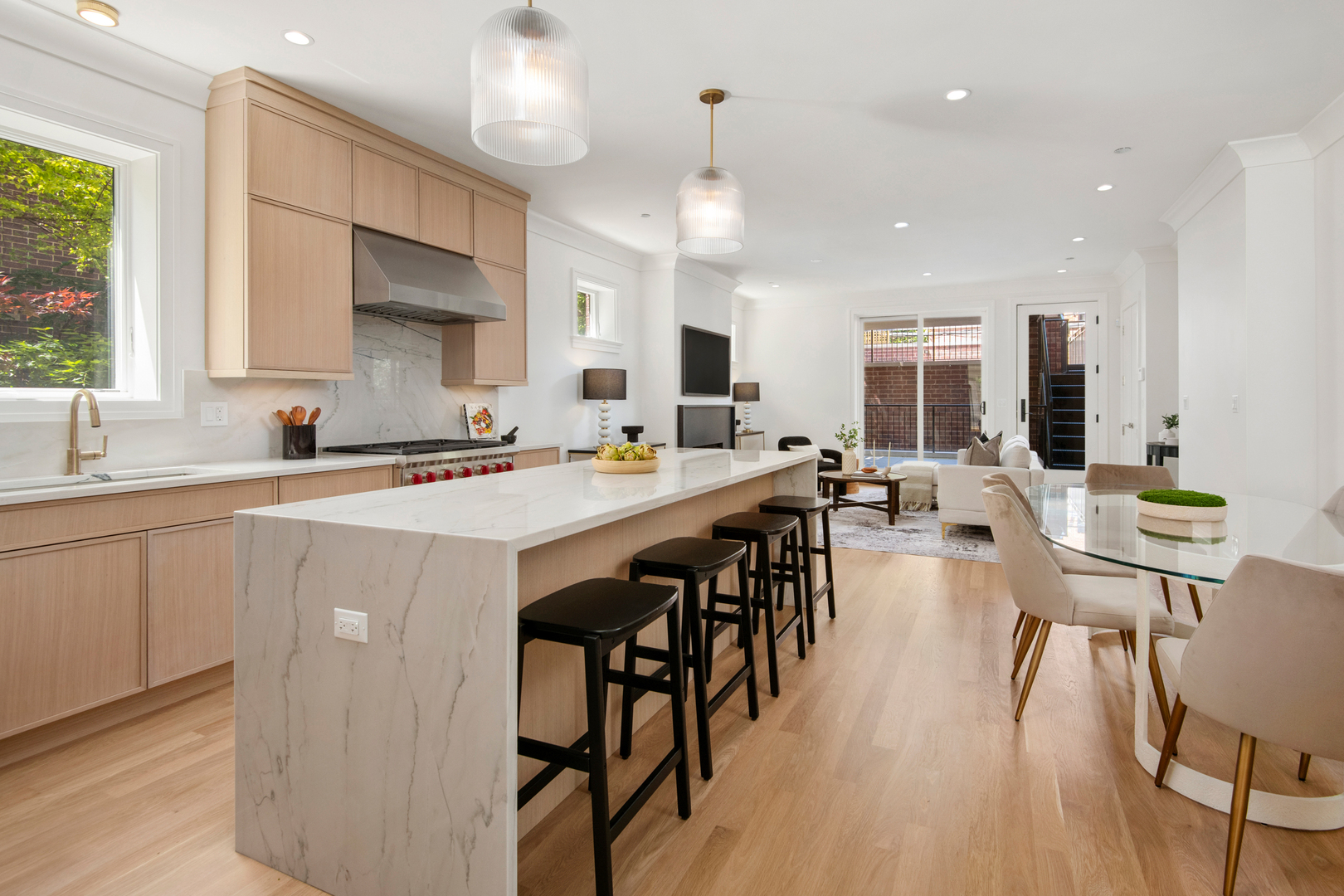 1942 N Orchard Street Unit: 1S