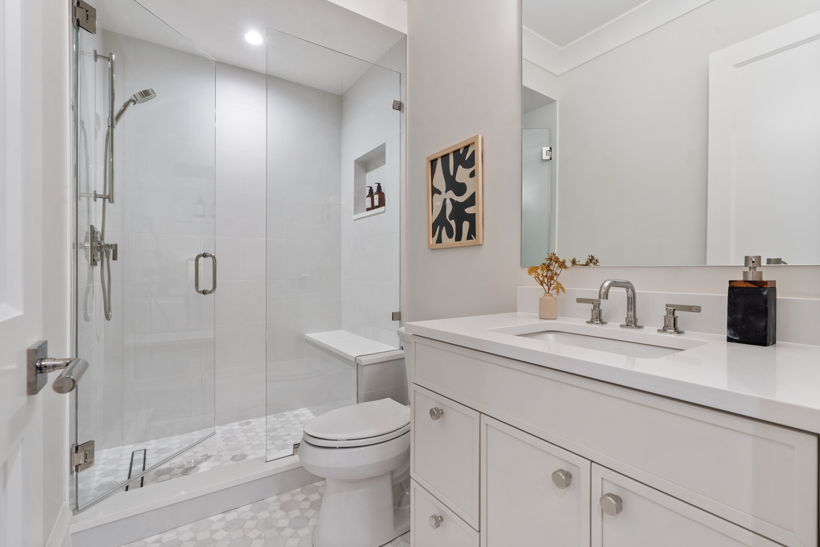 1942 N Orchard Street Unit: 1N