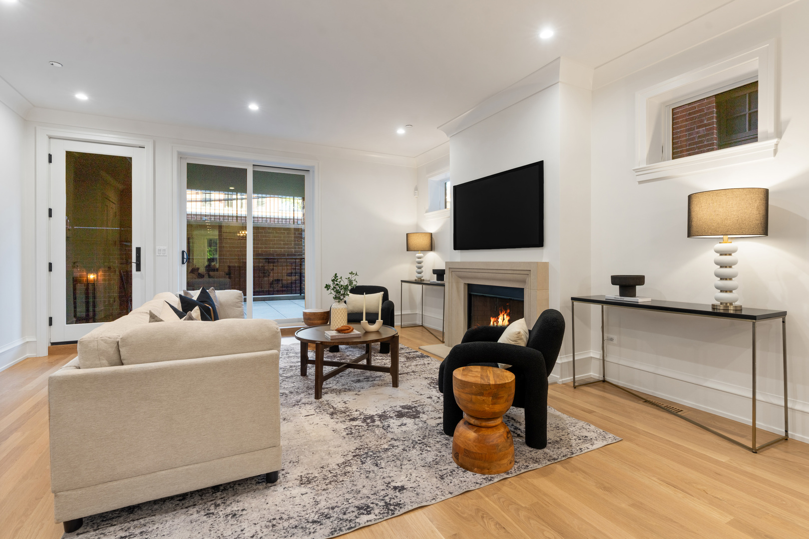 1942 N Orchard Street Unit: 1N