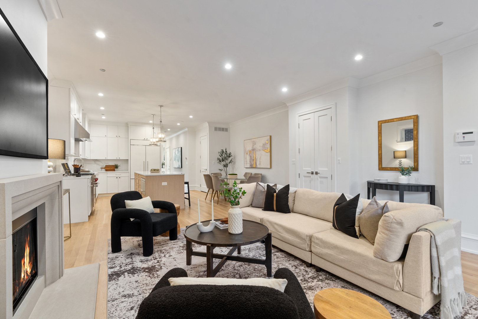 1942 N Orchard Street Unit: 1N