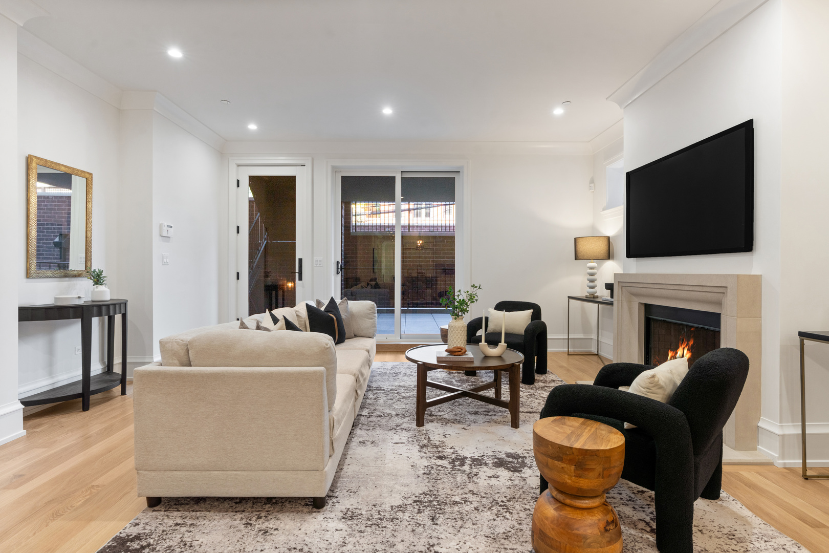 1942 N Orchard Street Unit: 1N