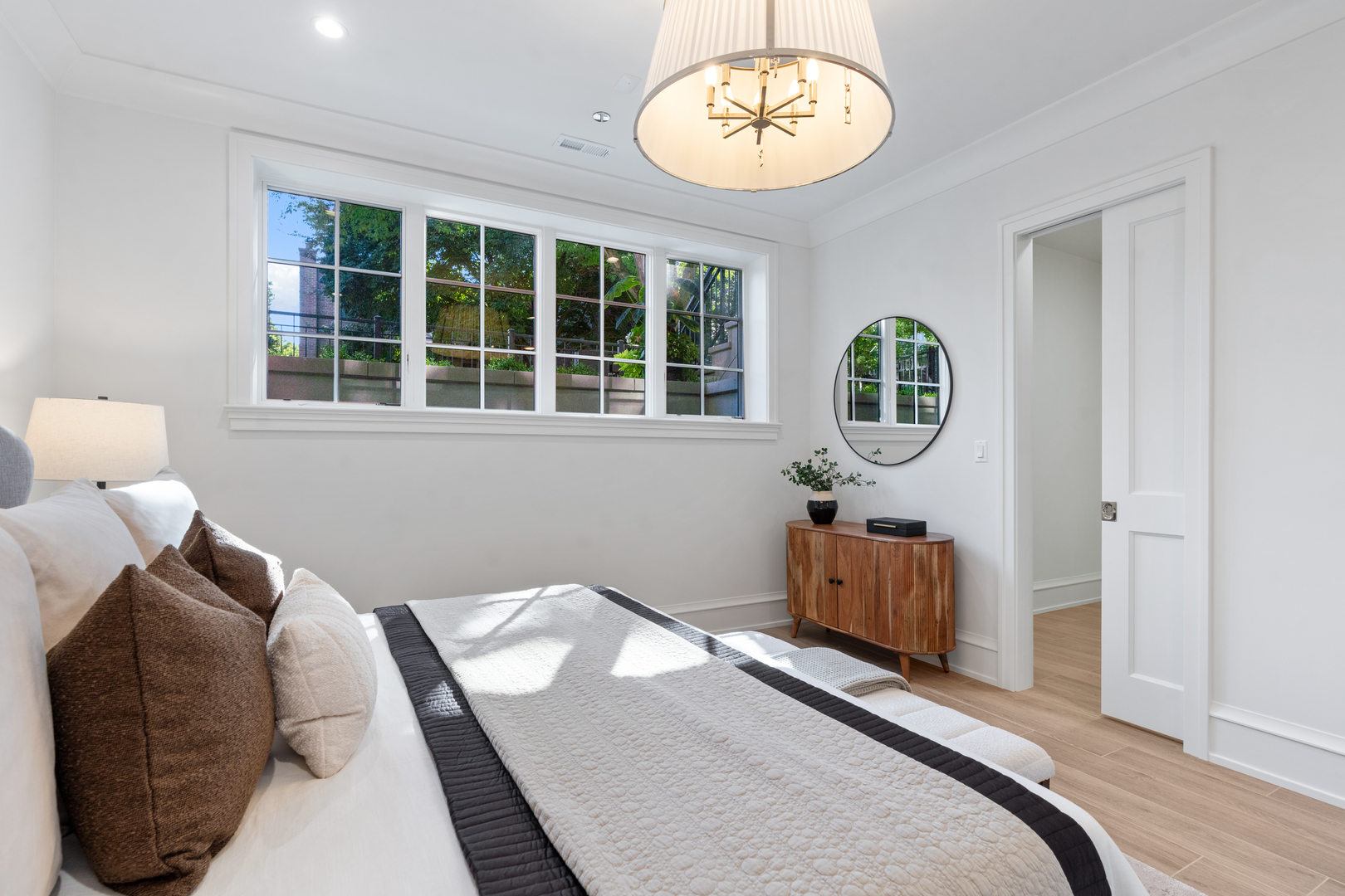 1942 N Orchard Street Unit: 1N
