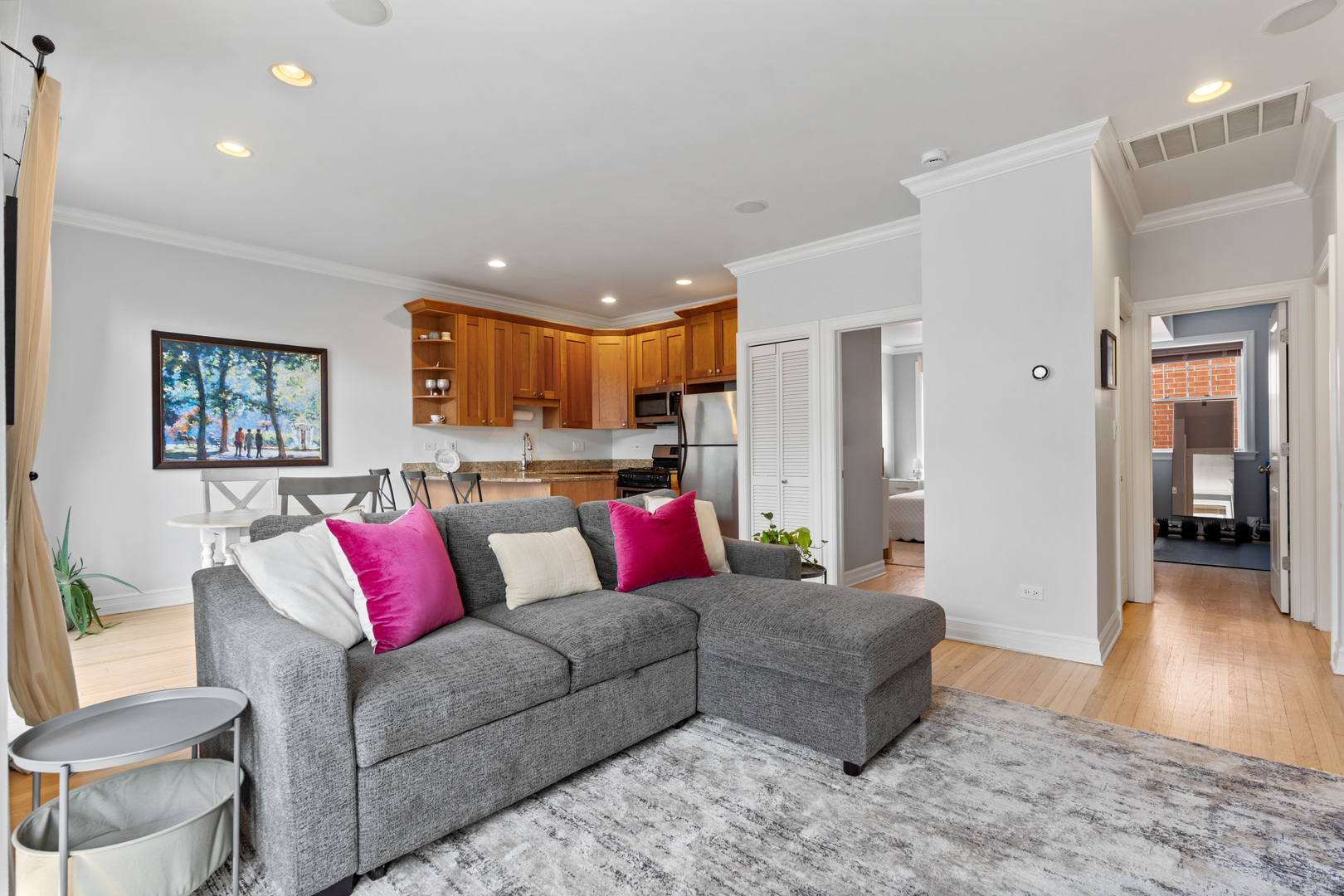 2709 N Mildred Avenue Unit: 3A