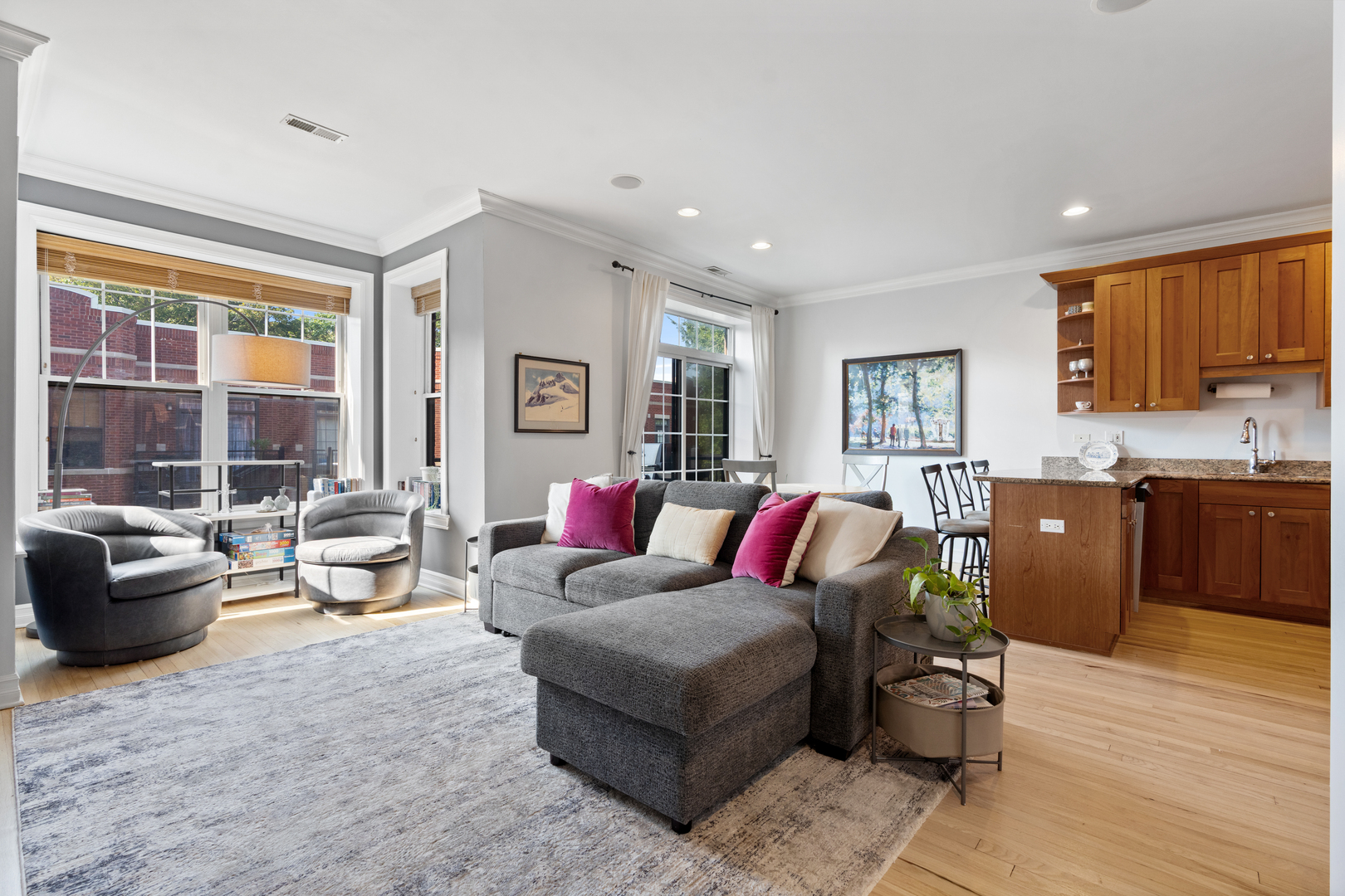 2709 N Mildred Avenue Unit: 3A