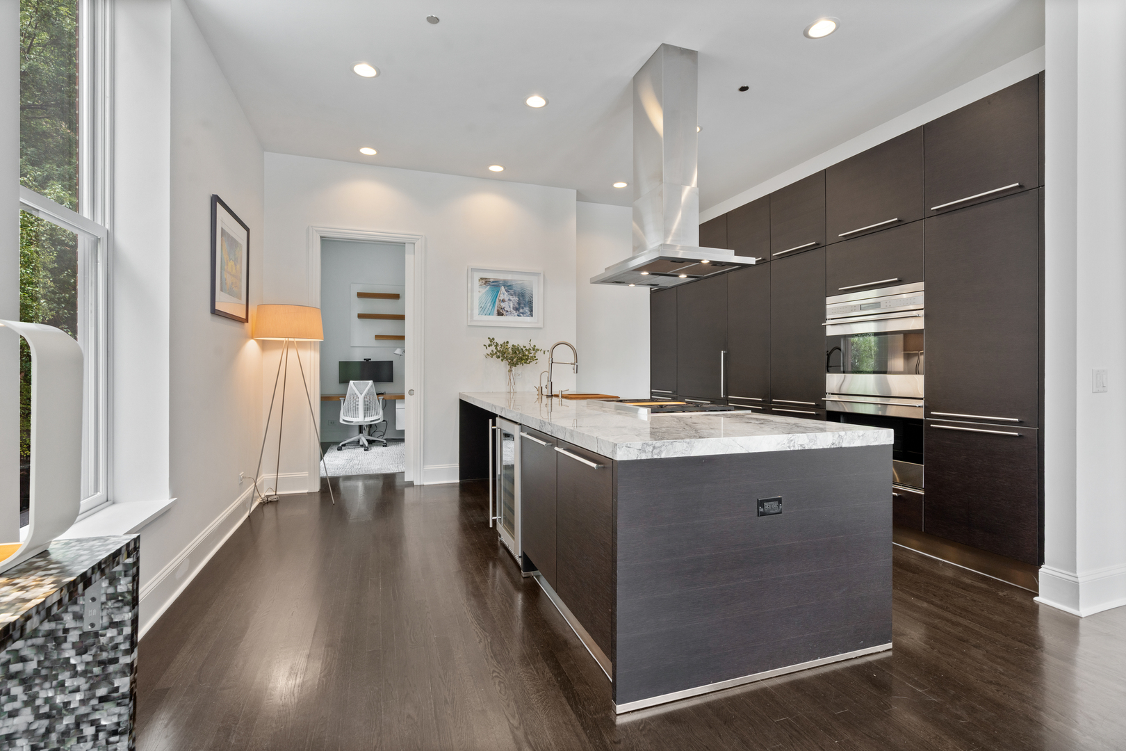 3030 N Lake Shore Drive Unit: 202