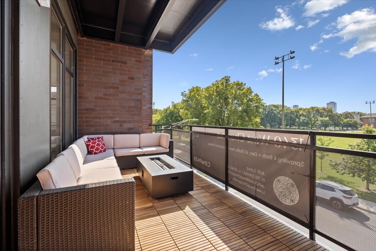 1340 W Chestnut Street Unit: 401