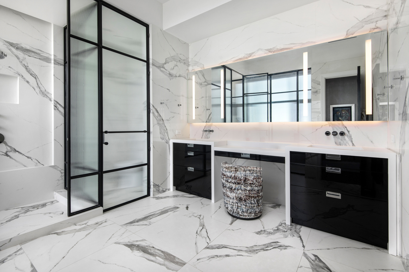 132 E Delaware Place Unit: 6206