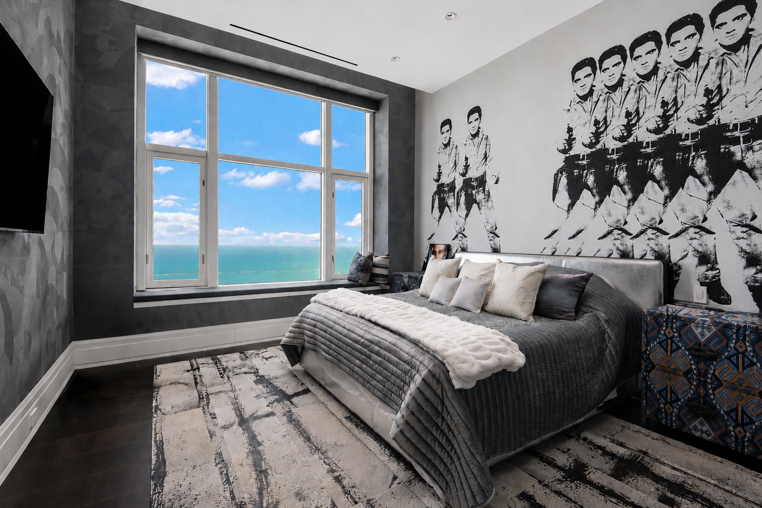 132 E Delaware Place Unit: 6206