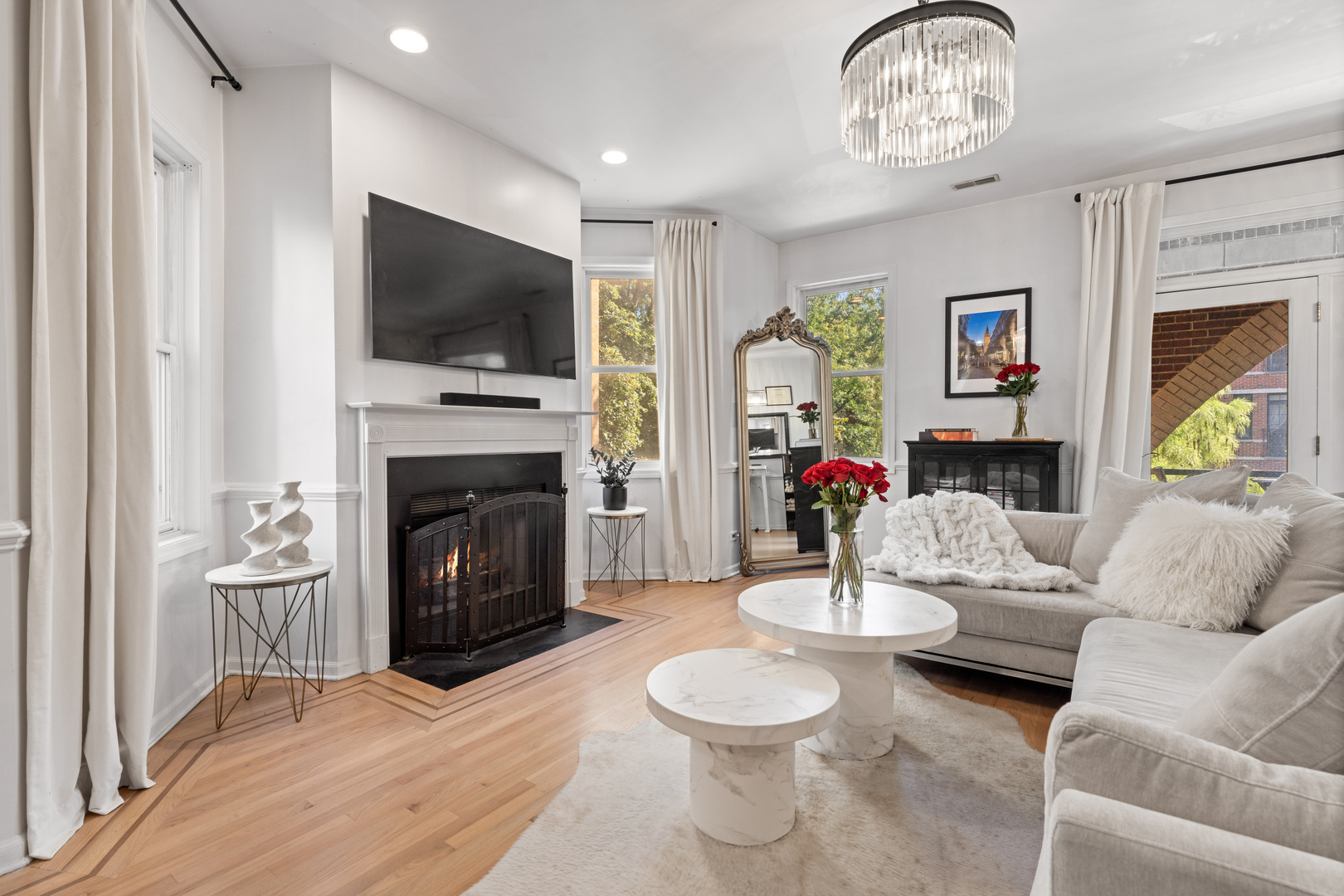 4124 N Kenmore Avenue Unit: 2N