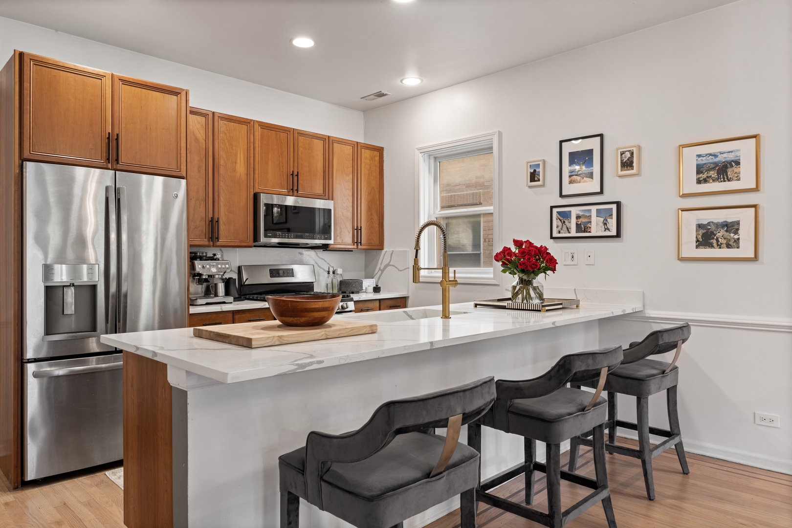 4124 N Kenmore Avenue Unit: 2N
