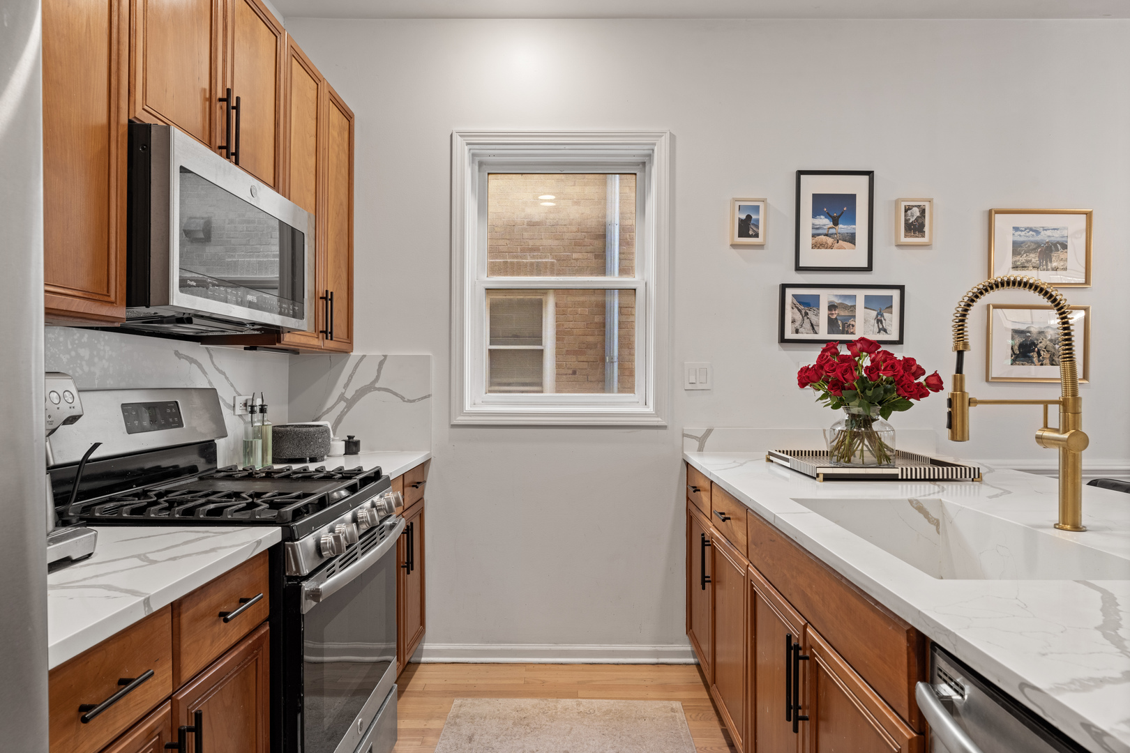 4124 N Kenmore Avenue Unit: 2N