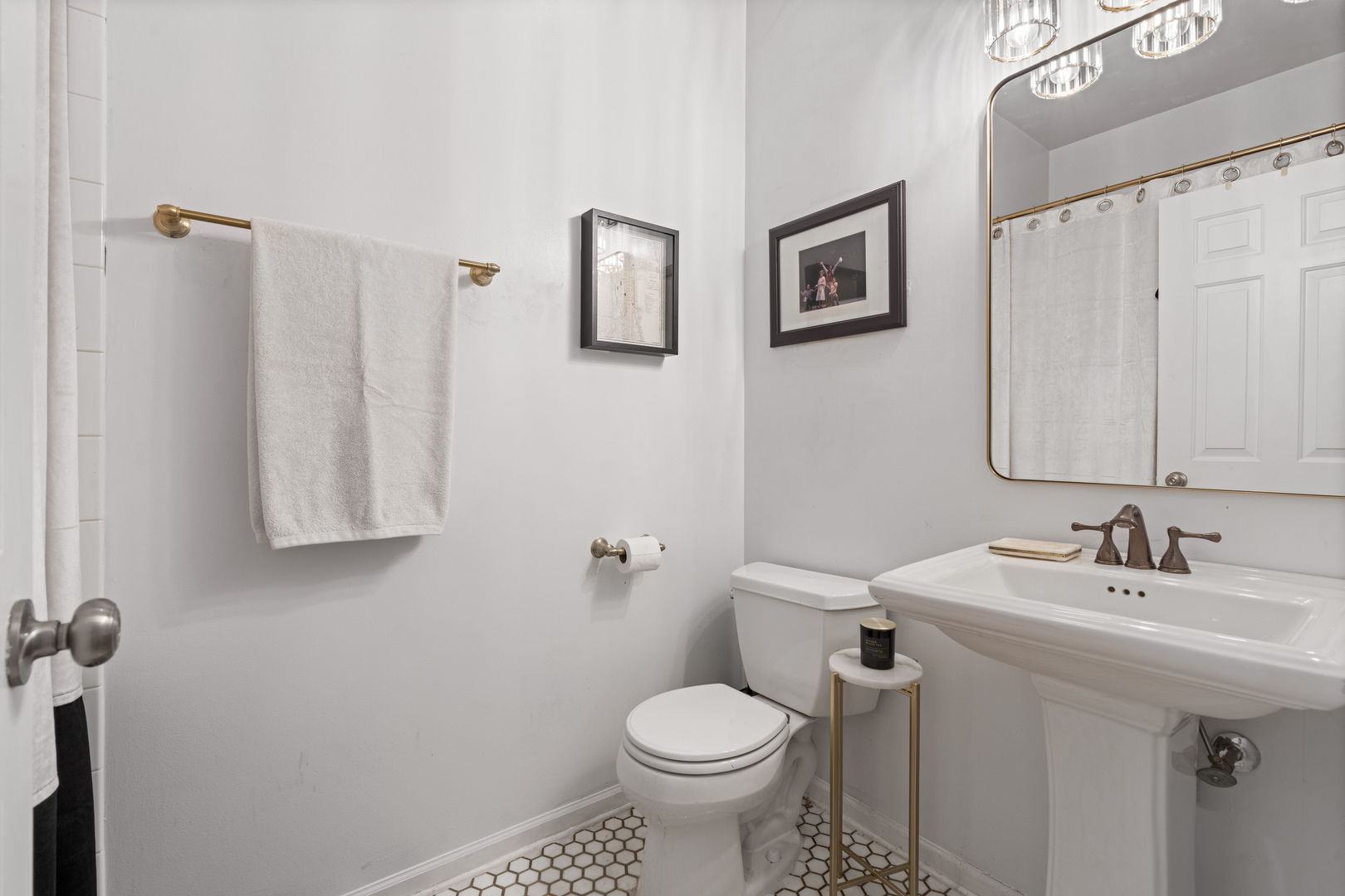 4124 N Kenmore Avenue Unit: 2N