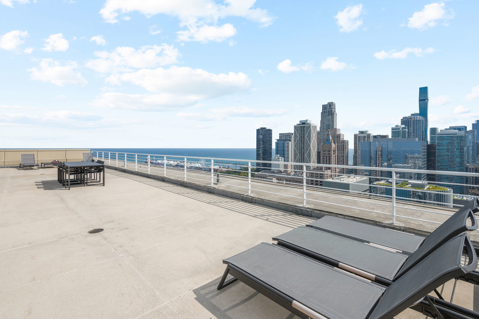 250 E Pearson Street Unit: 1002