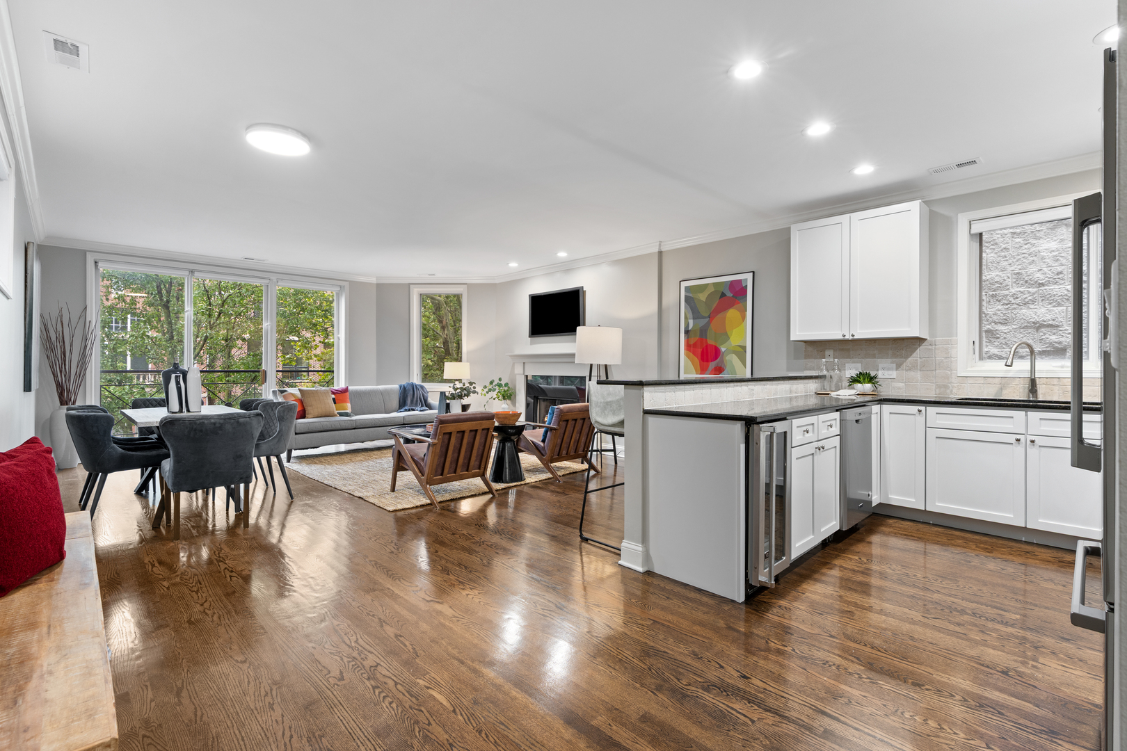 3534 N Fremont Street Unit: 3