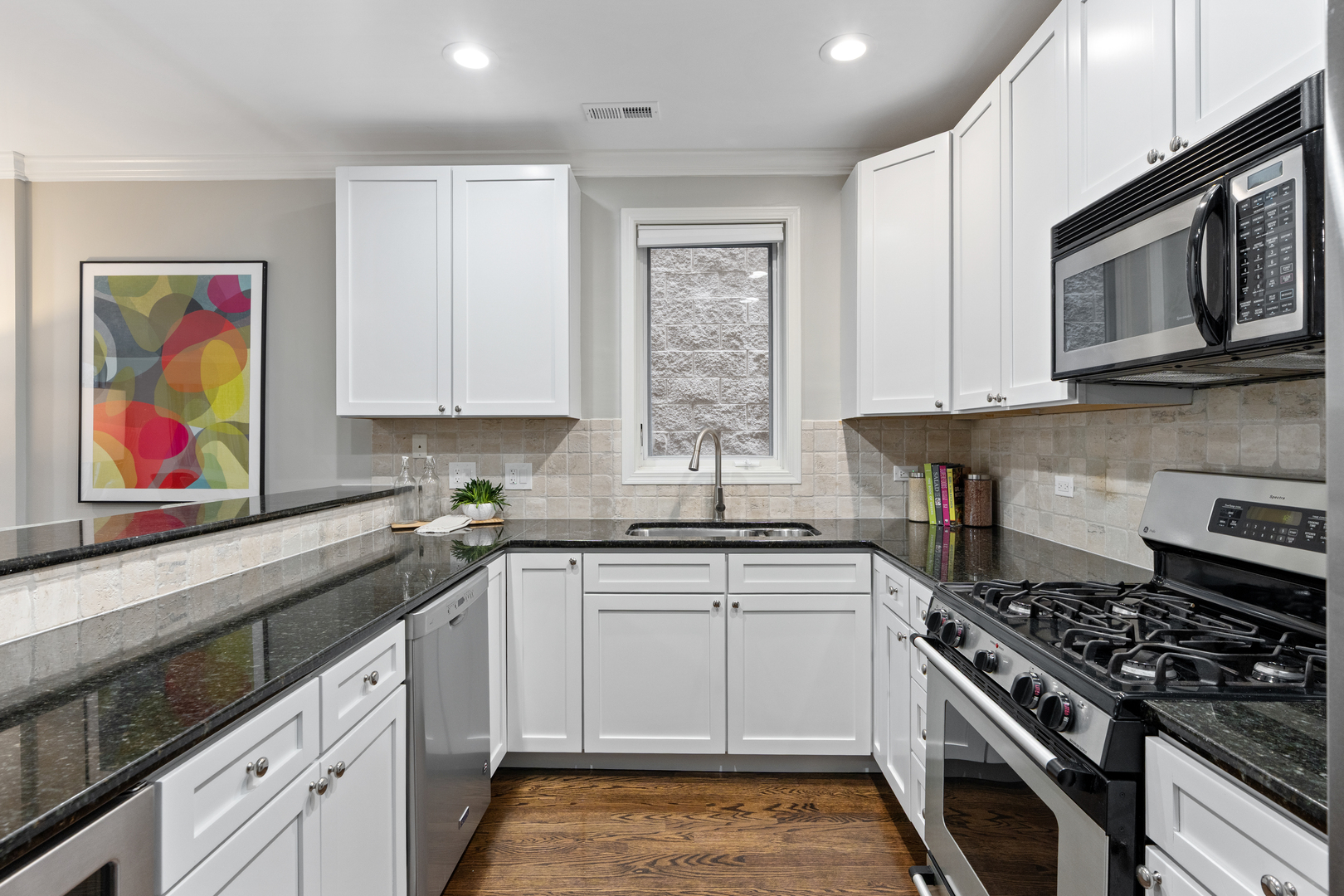 3534 N Fremont Street Unit: 3