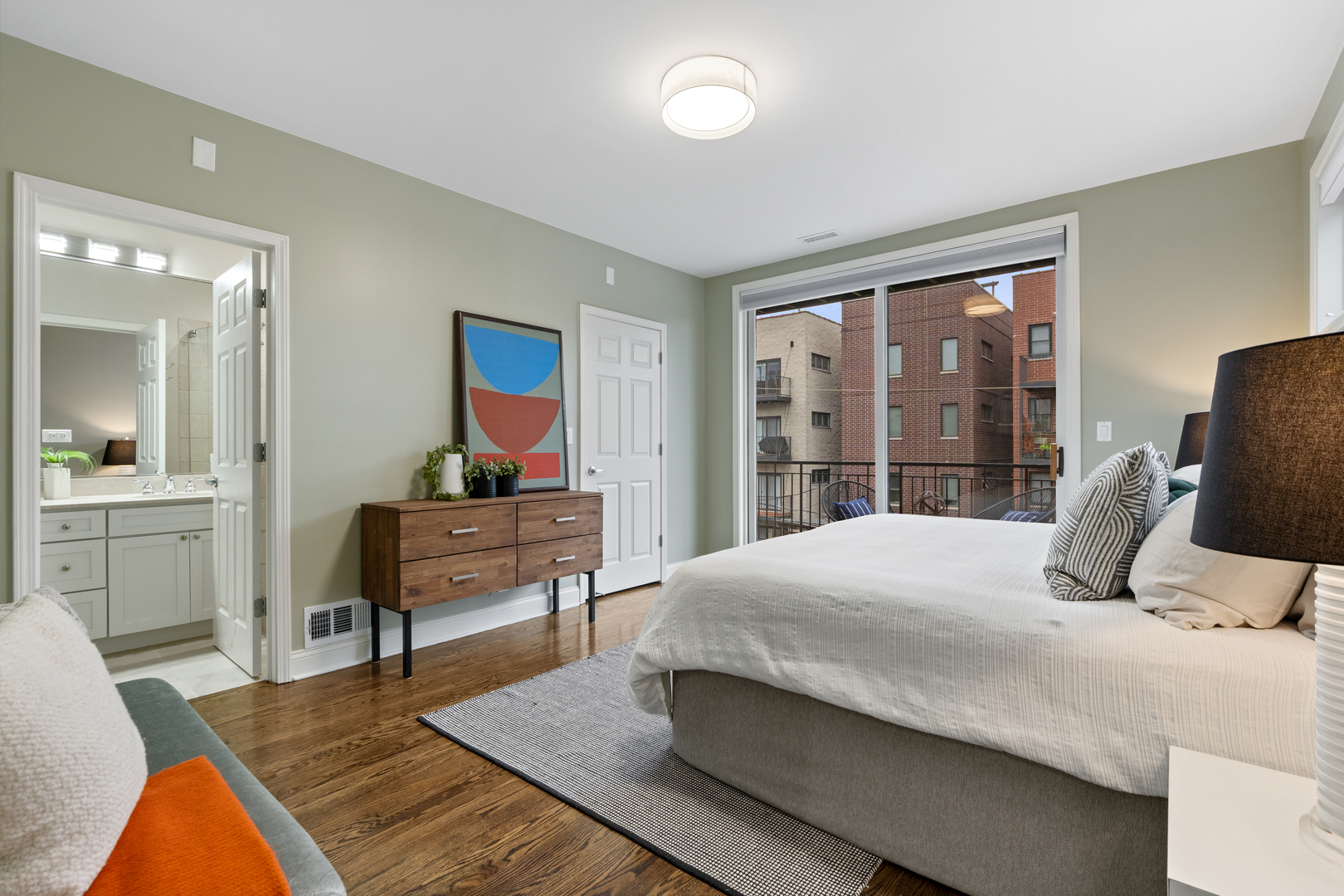 3534 N Fremont Street Unit: 3