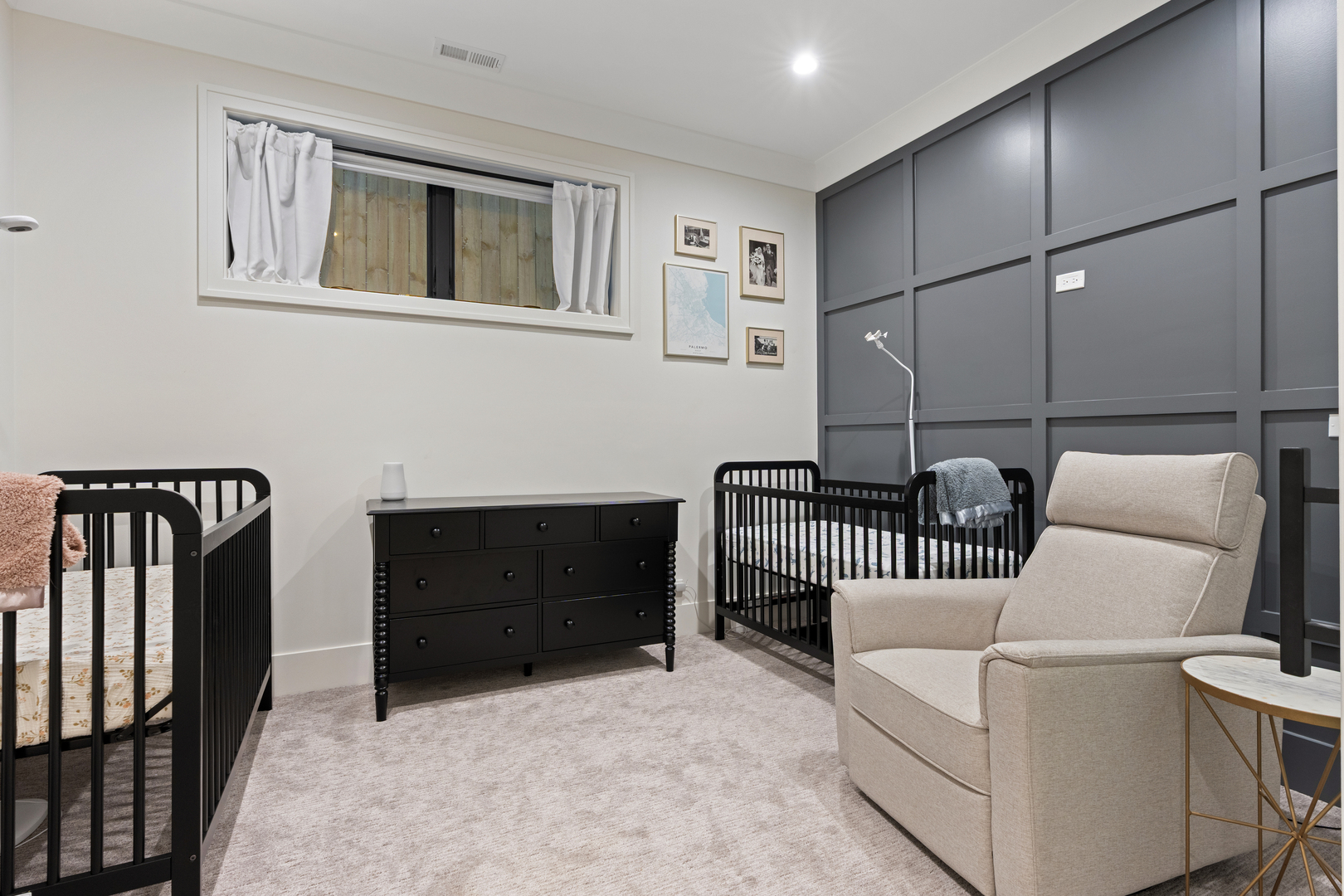 2541 N Wayne Avenue Unit: 1N