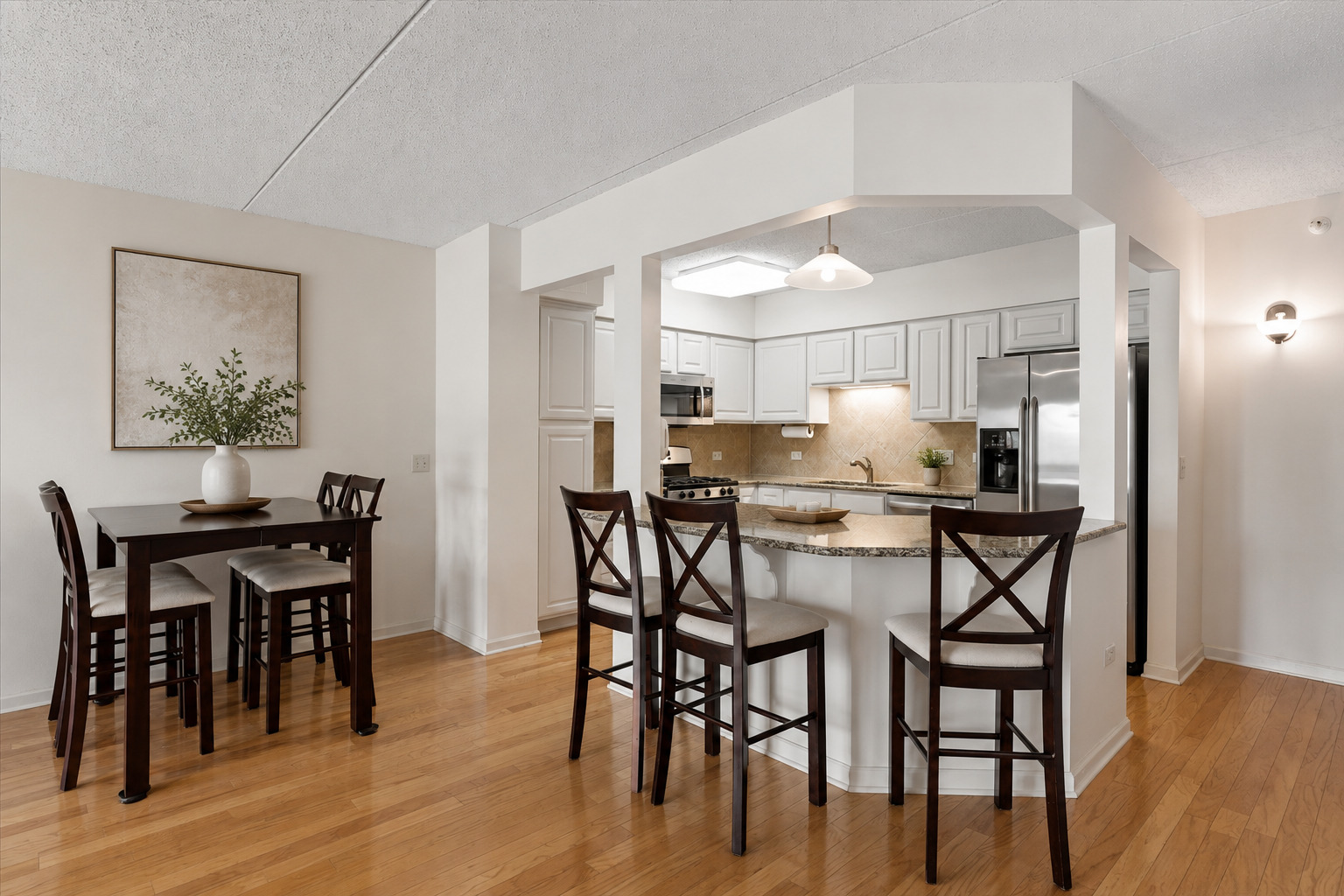 5155 Madison Street Unit: 402