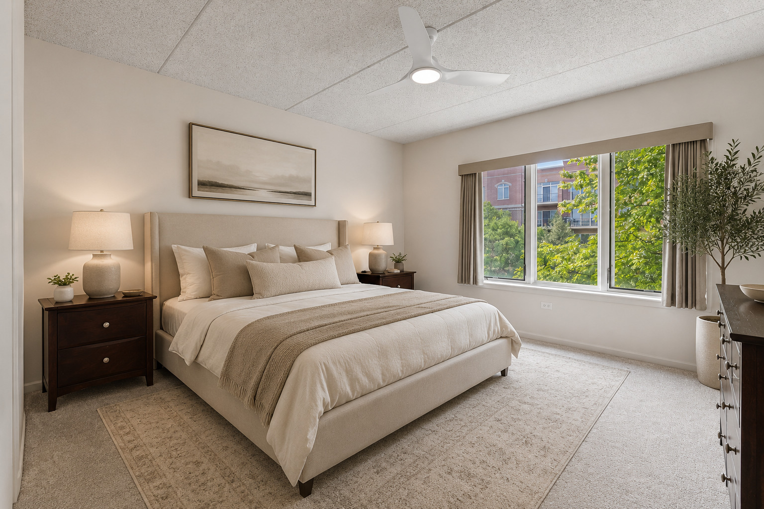 5155 Madison Street Unit: 402