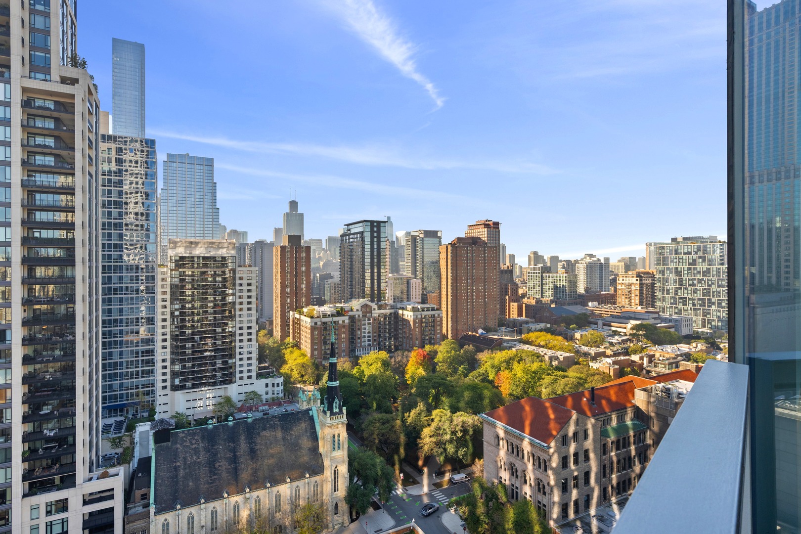 30 W Oak Street Unit: 20A