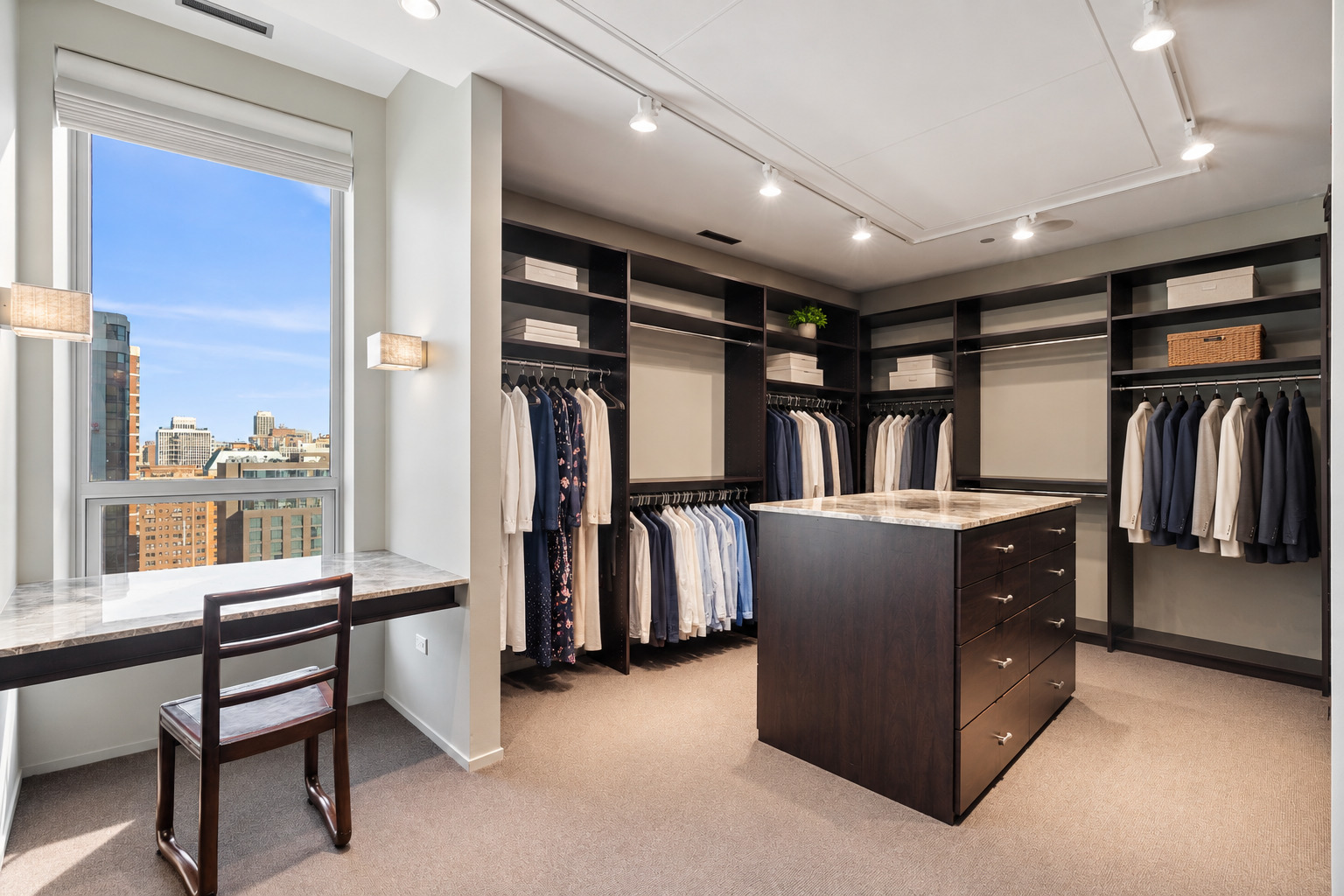 30 W Oak Street Unit: 20A