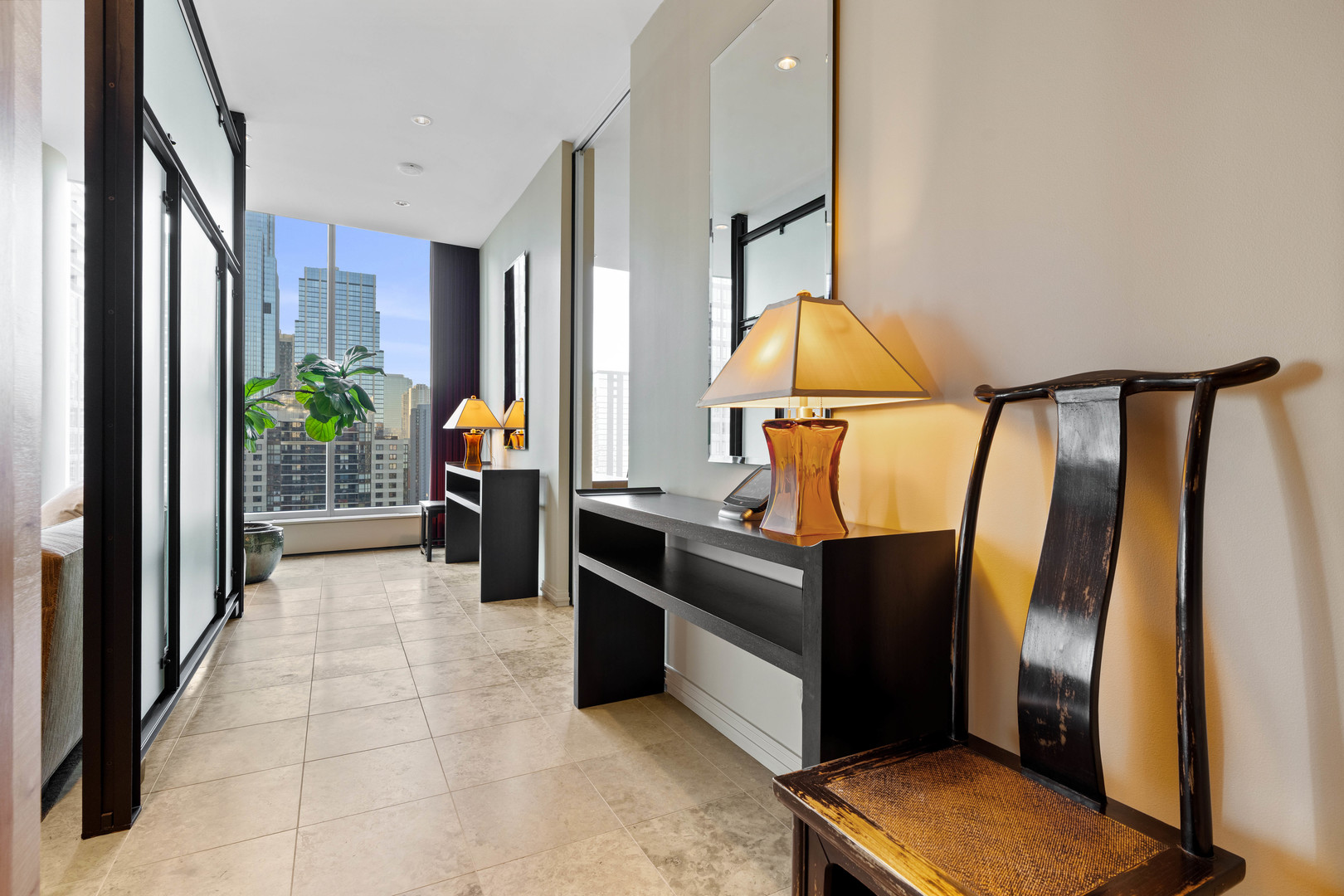 30 W Oak Street Unit: 20A