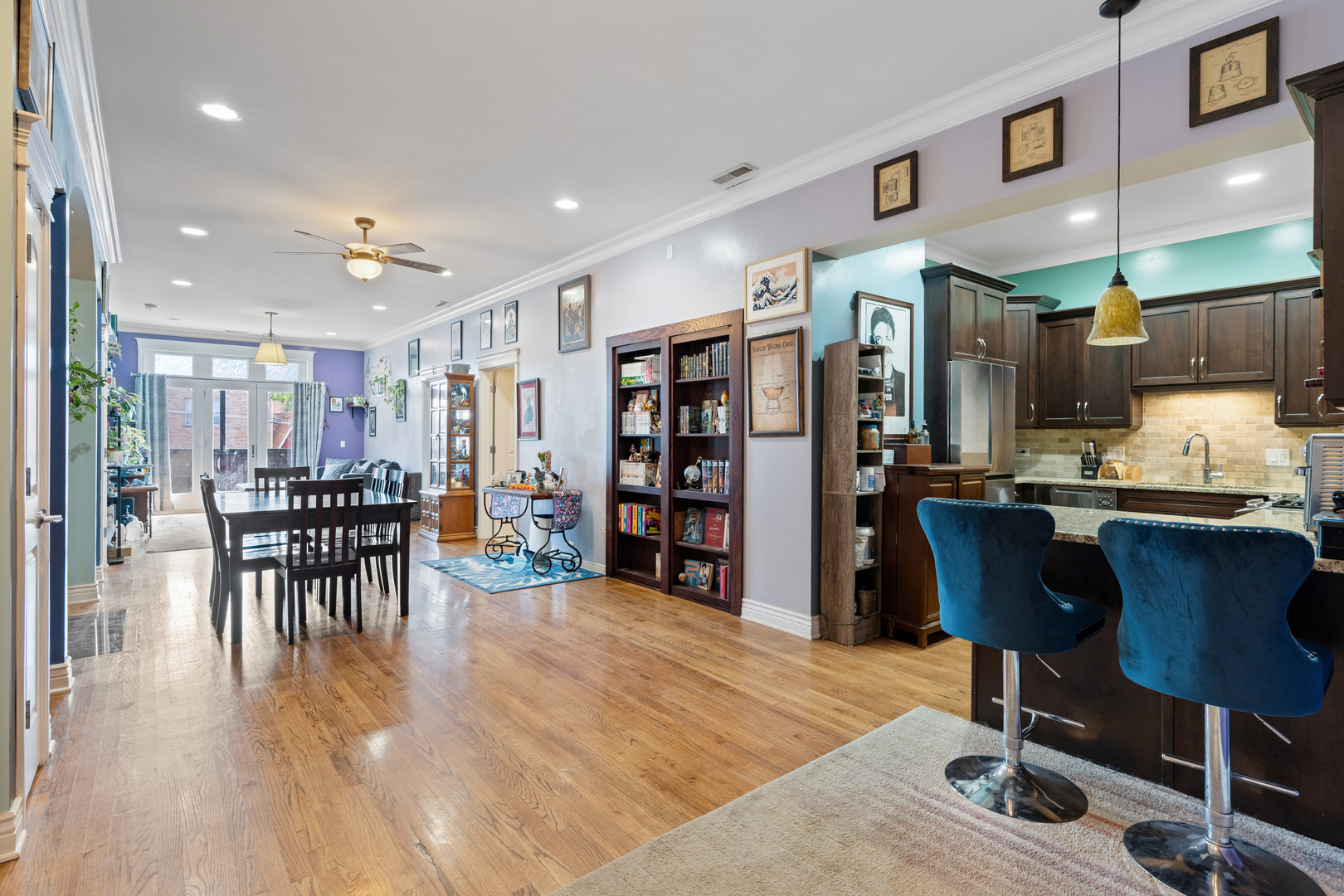 4927 N Damen Avenue Unit: 2E