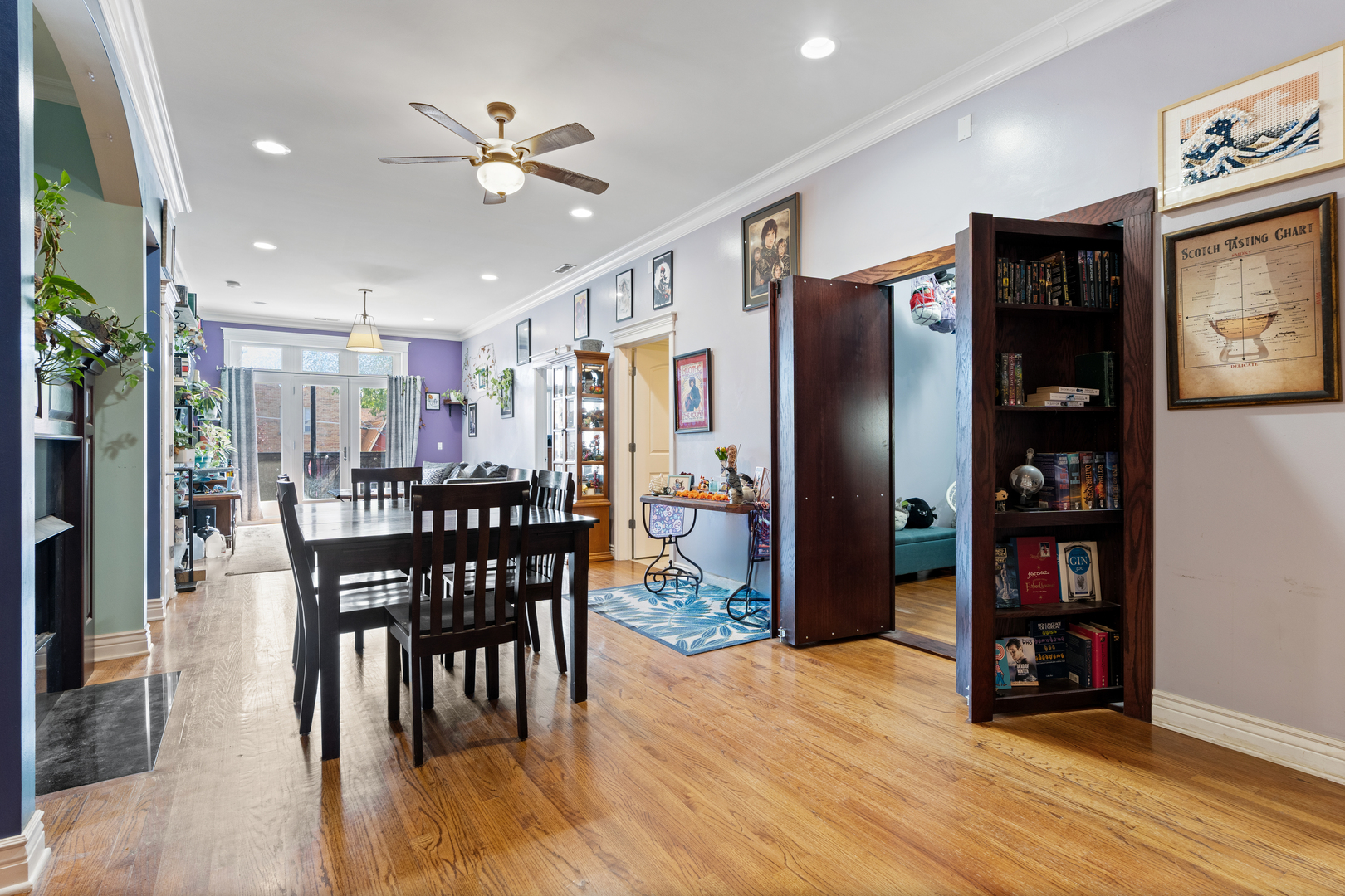 4927 N Damen Avenue Unit: 2E