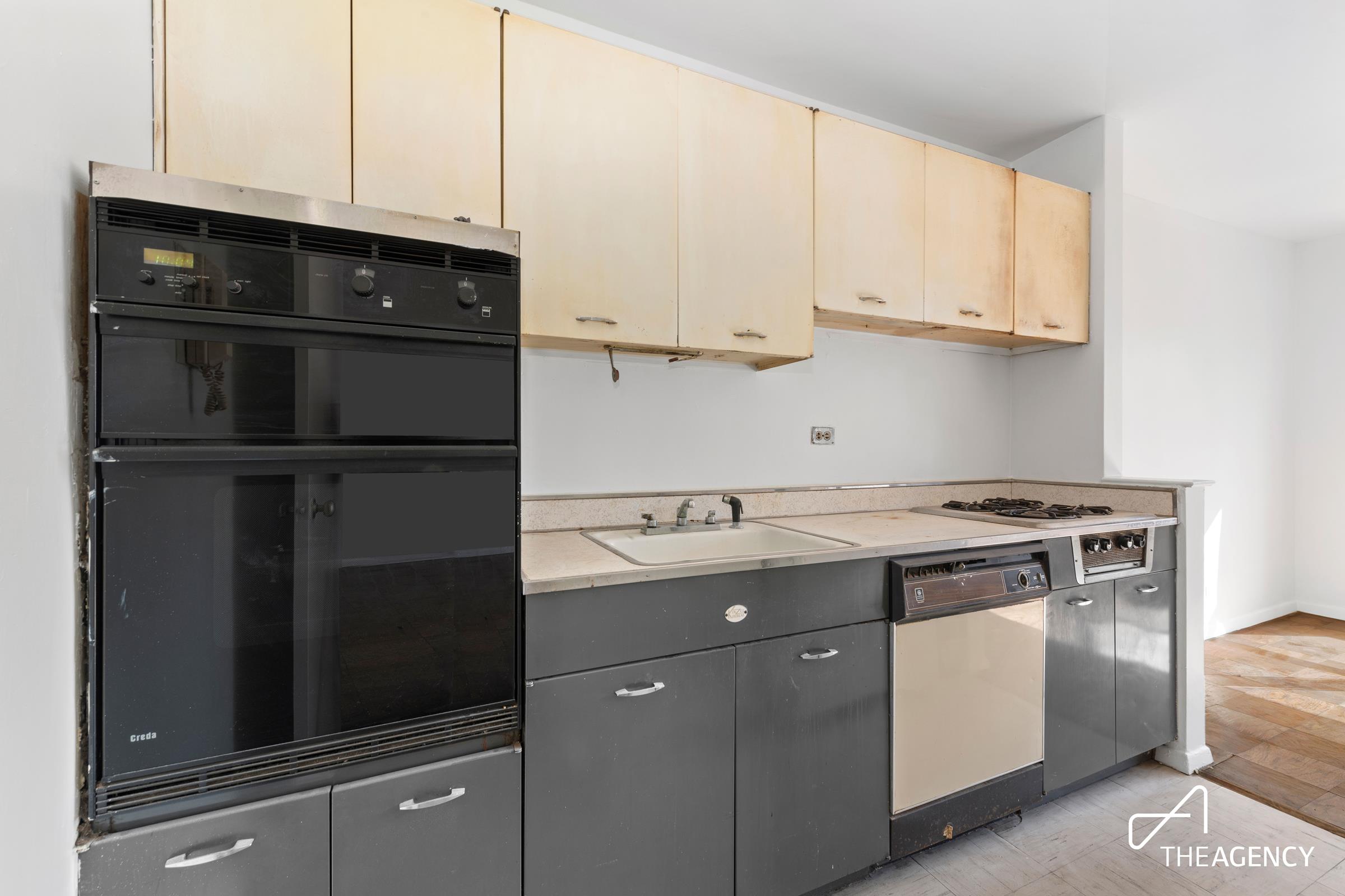 185 W End Avenue 25-H
