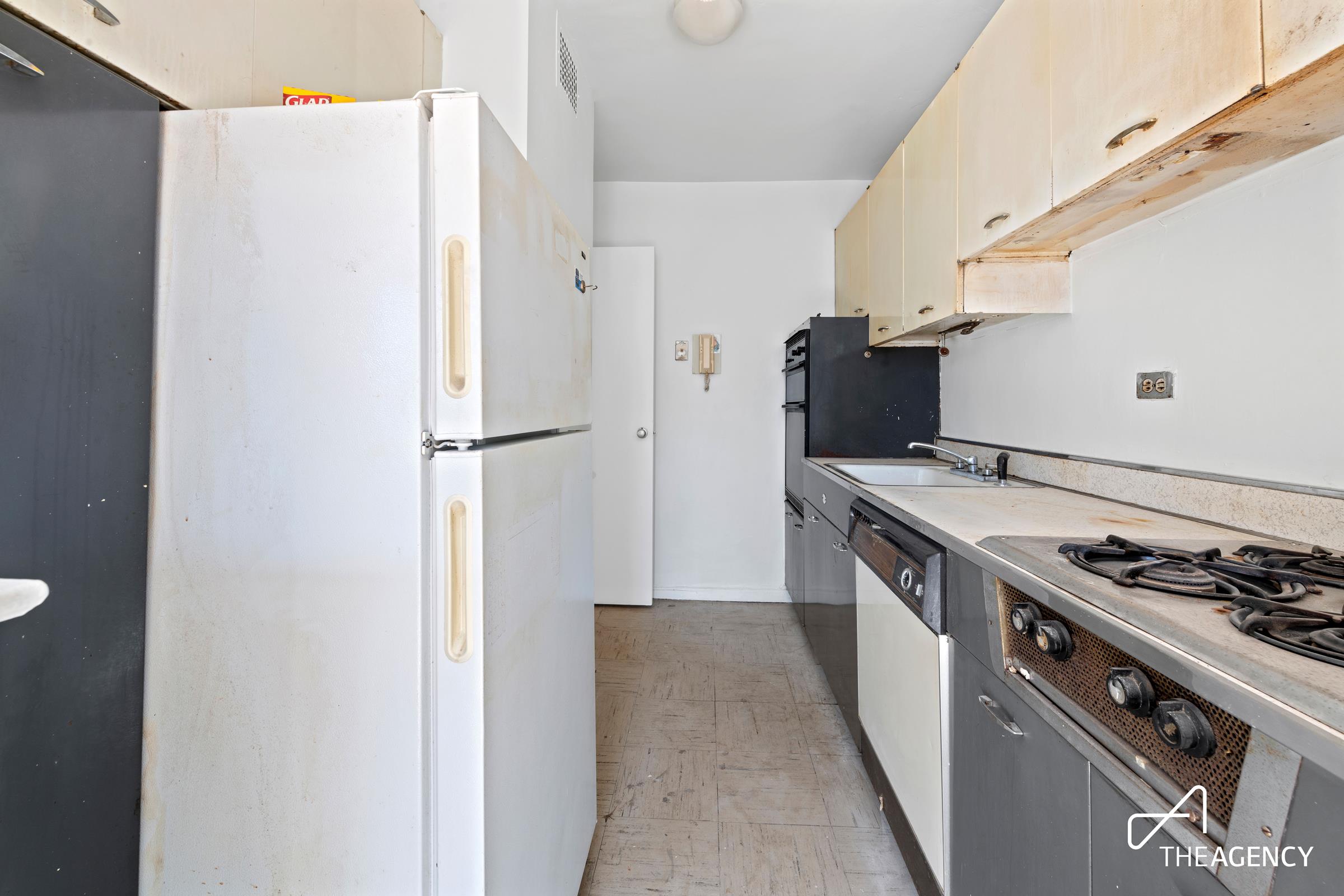 185 W End Avenue 25-H