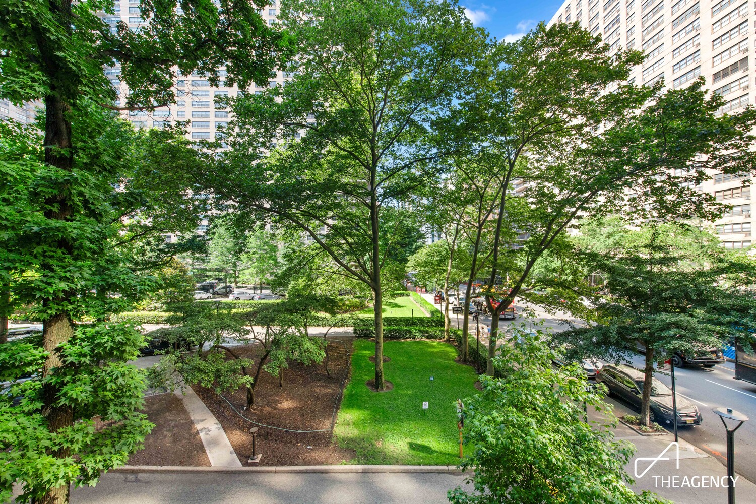 180 W END Avenue 2L