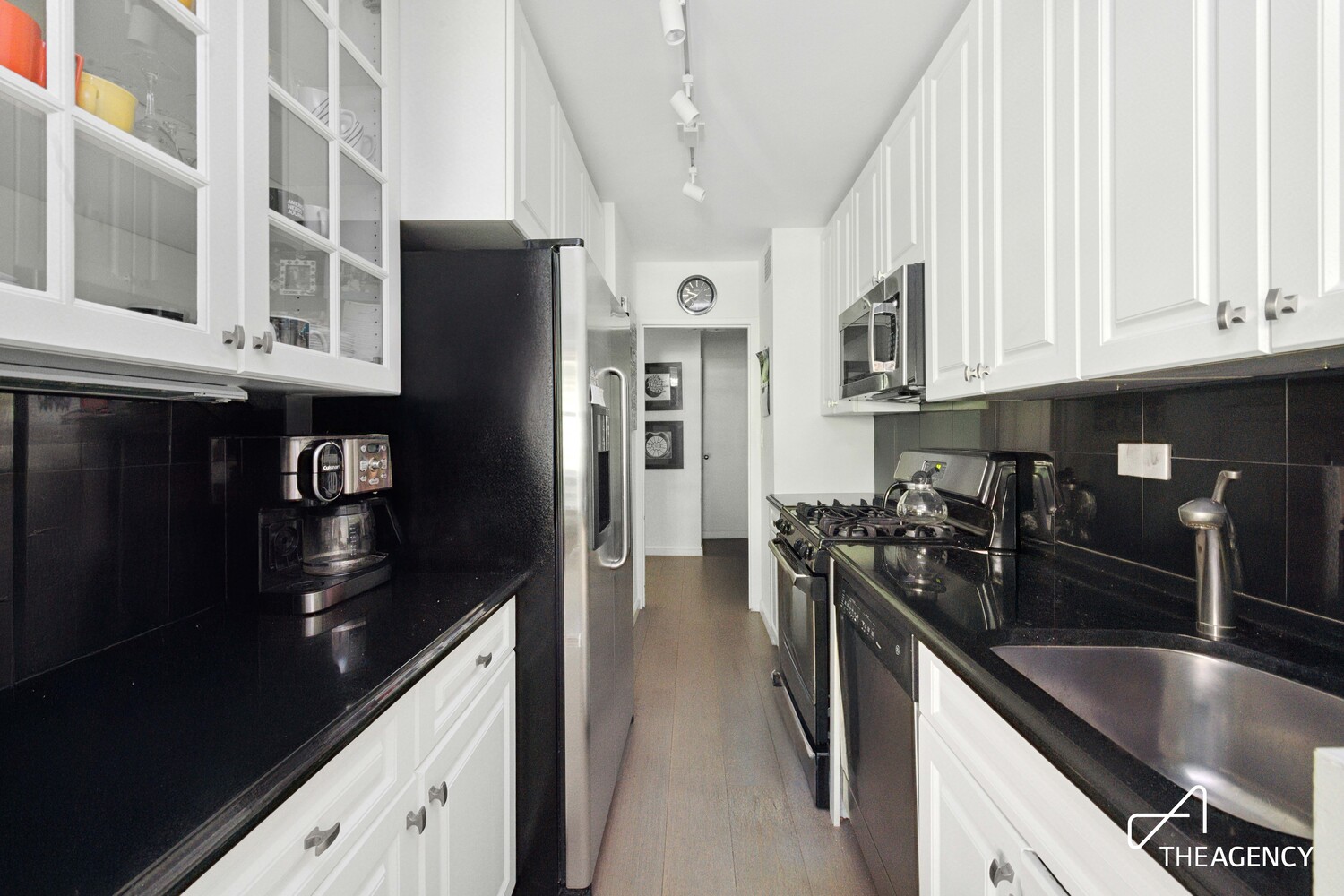 180 W END Avenue 2L