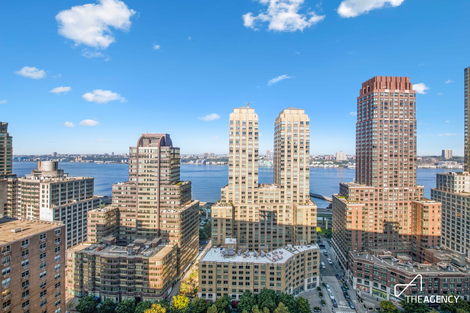 165 W END Avenue 27A