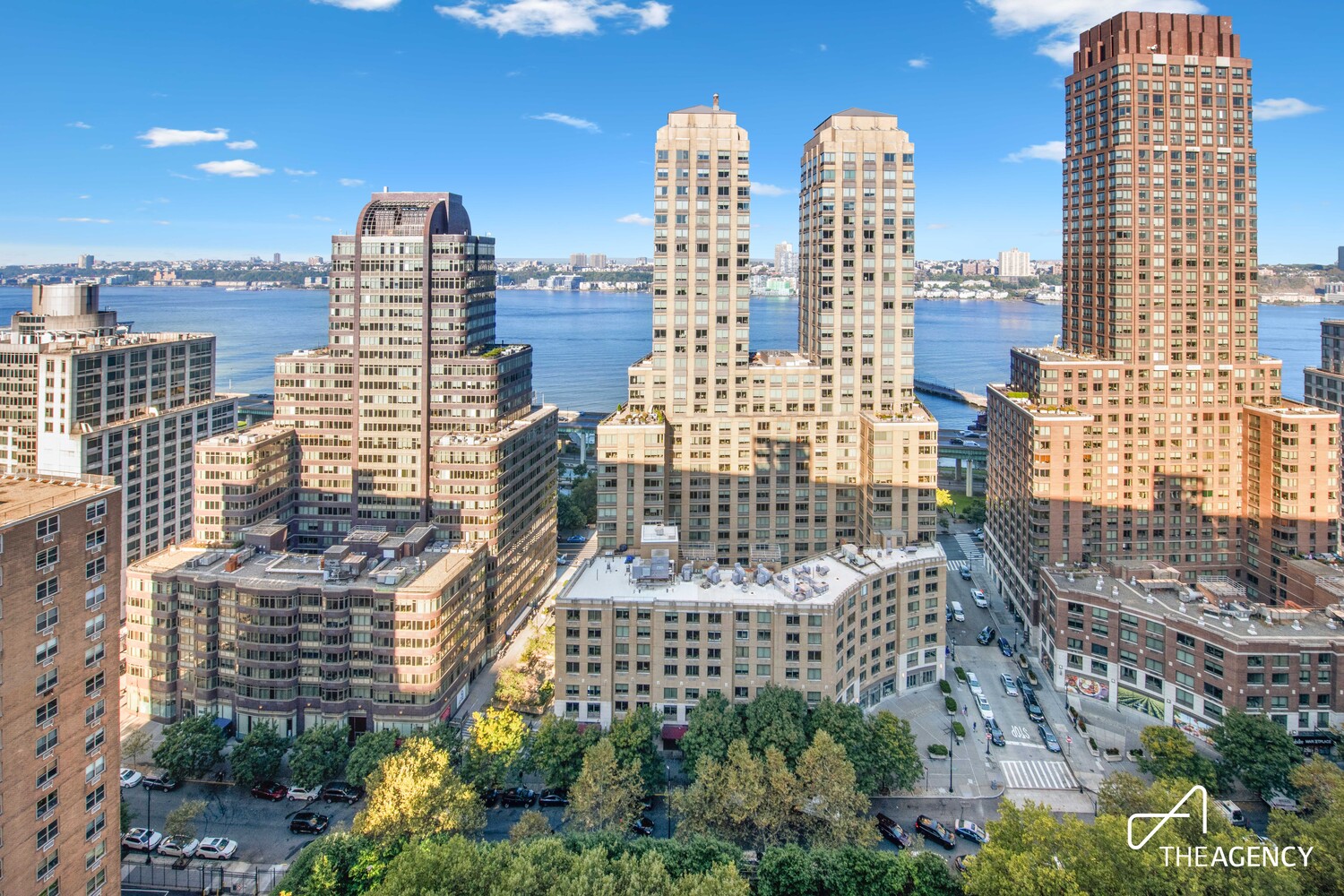 165 W END Avenue 27A