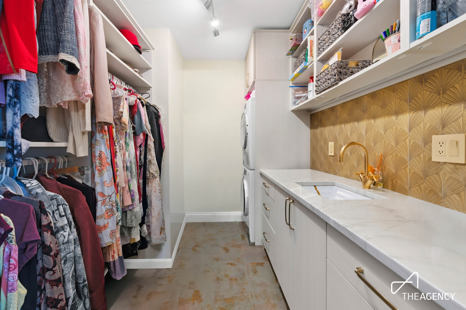 205 W END Avenue 28FG