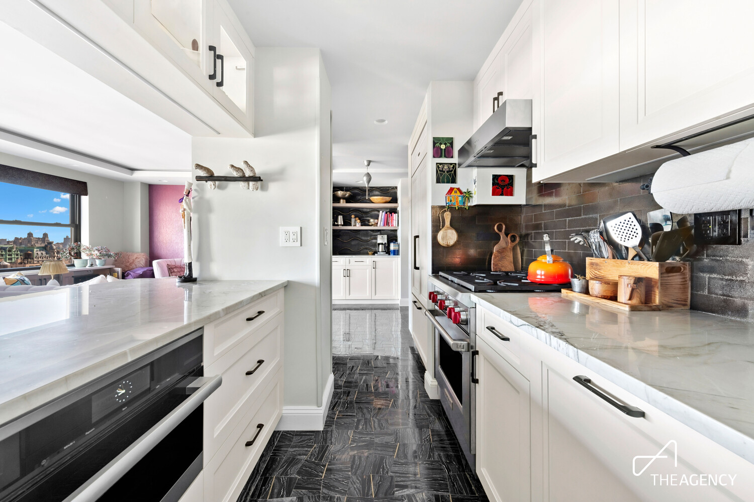 205 W END Avenue 28FG