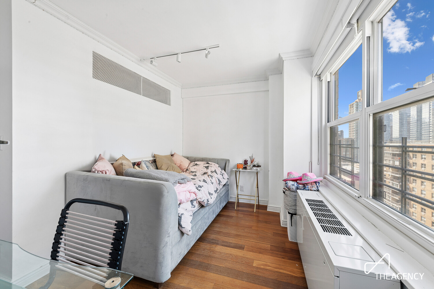 150 W END Avenue 19C