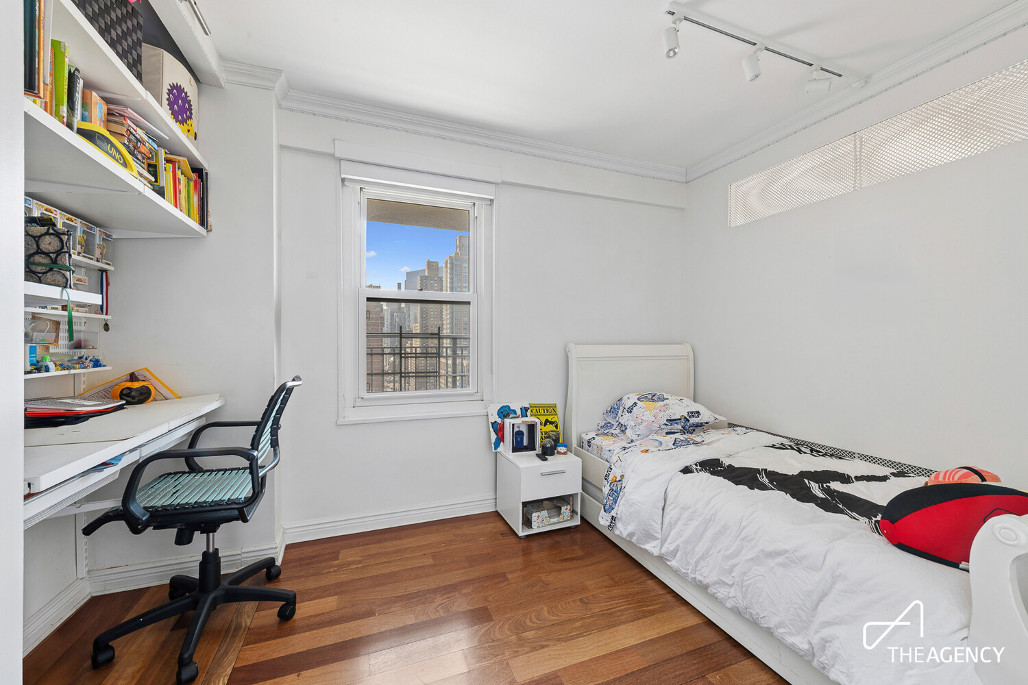 150 W END Avenue 19C