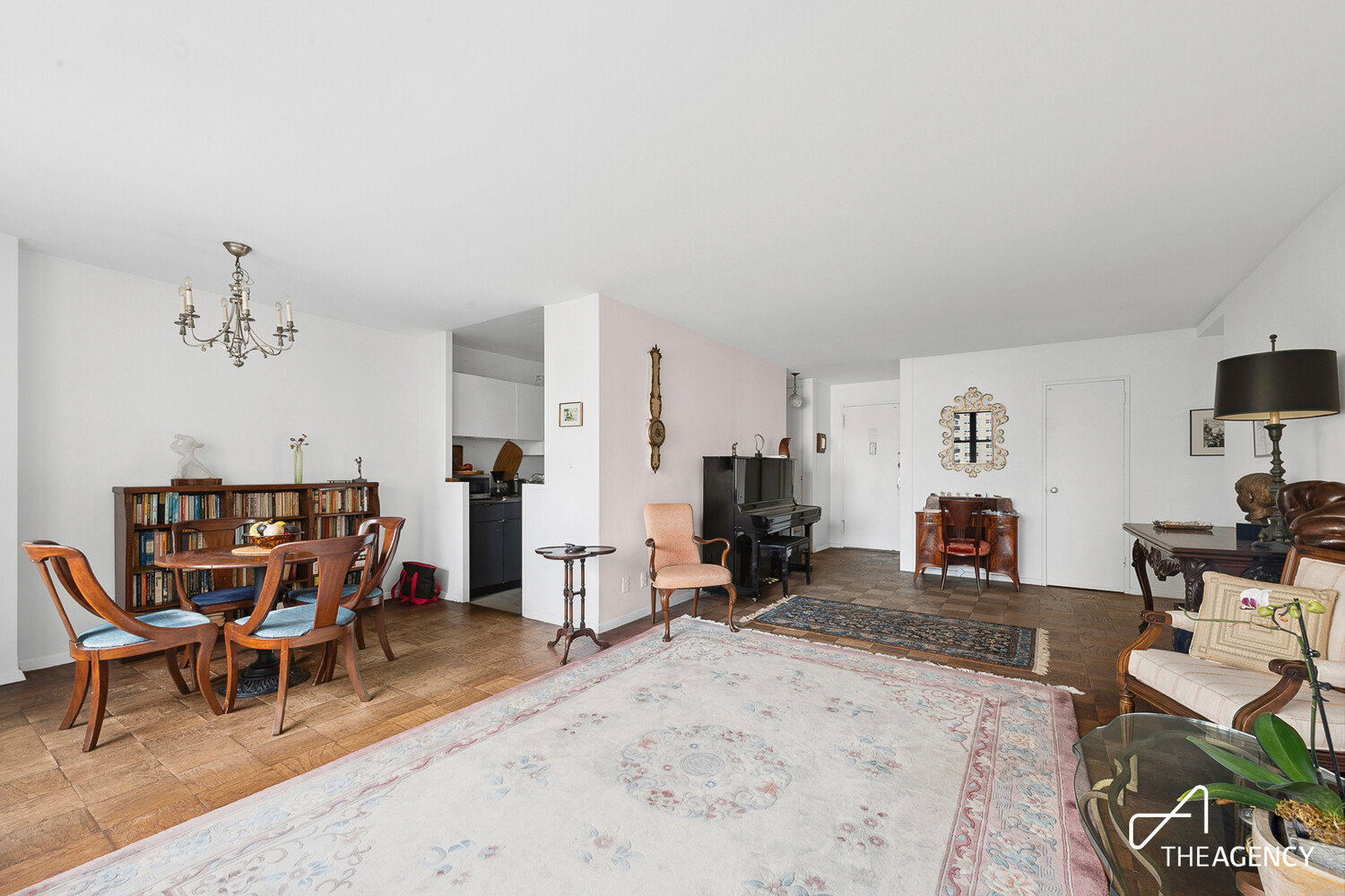 160 W END Avenue 8E