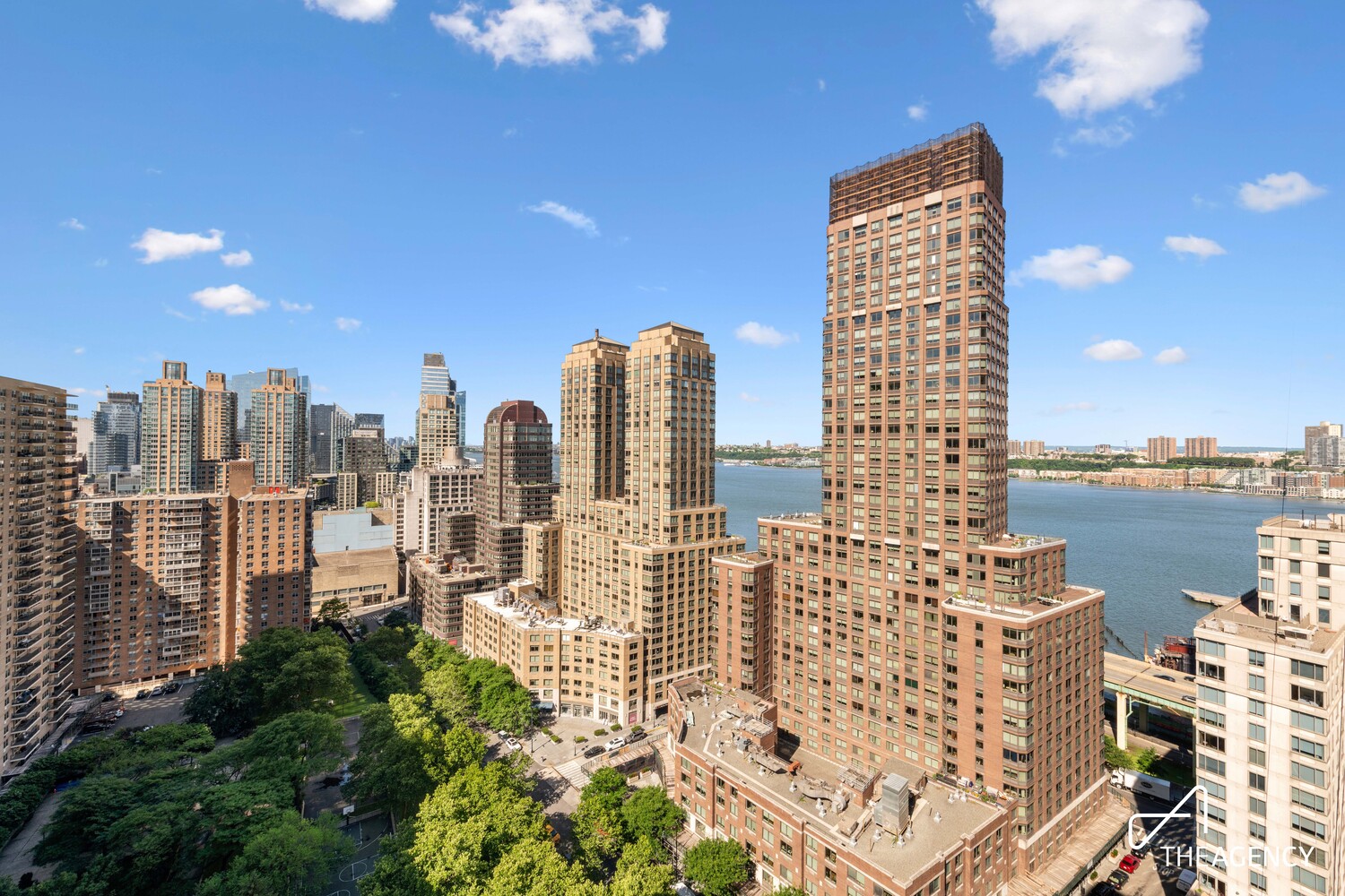 205 W END Avenue 26A